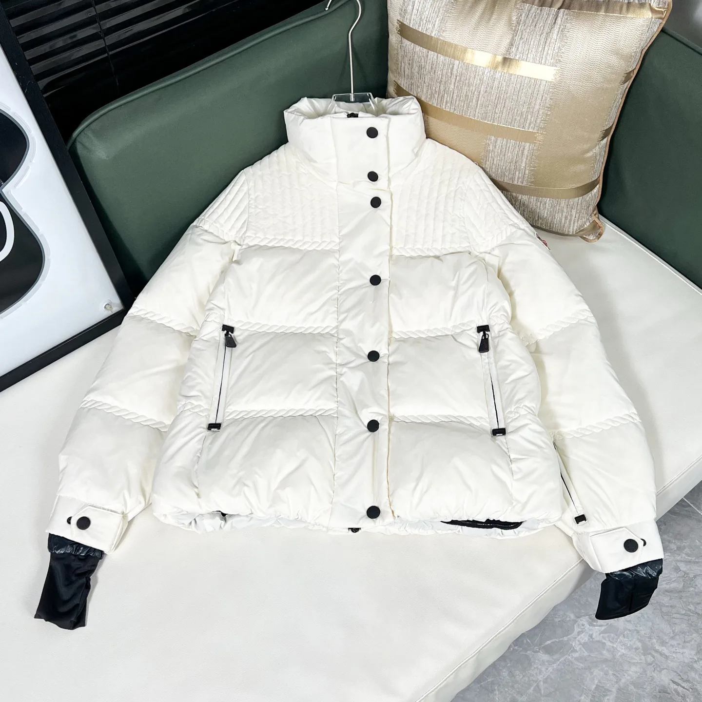Куртки И Пуховики Женские Moncler 18728950