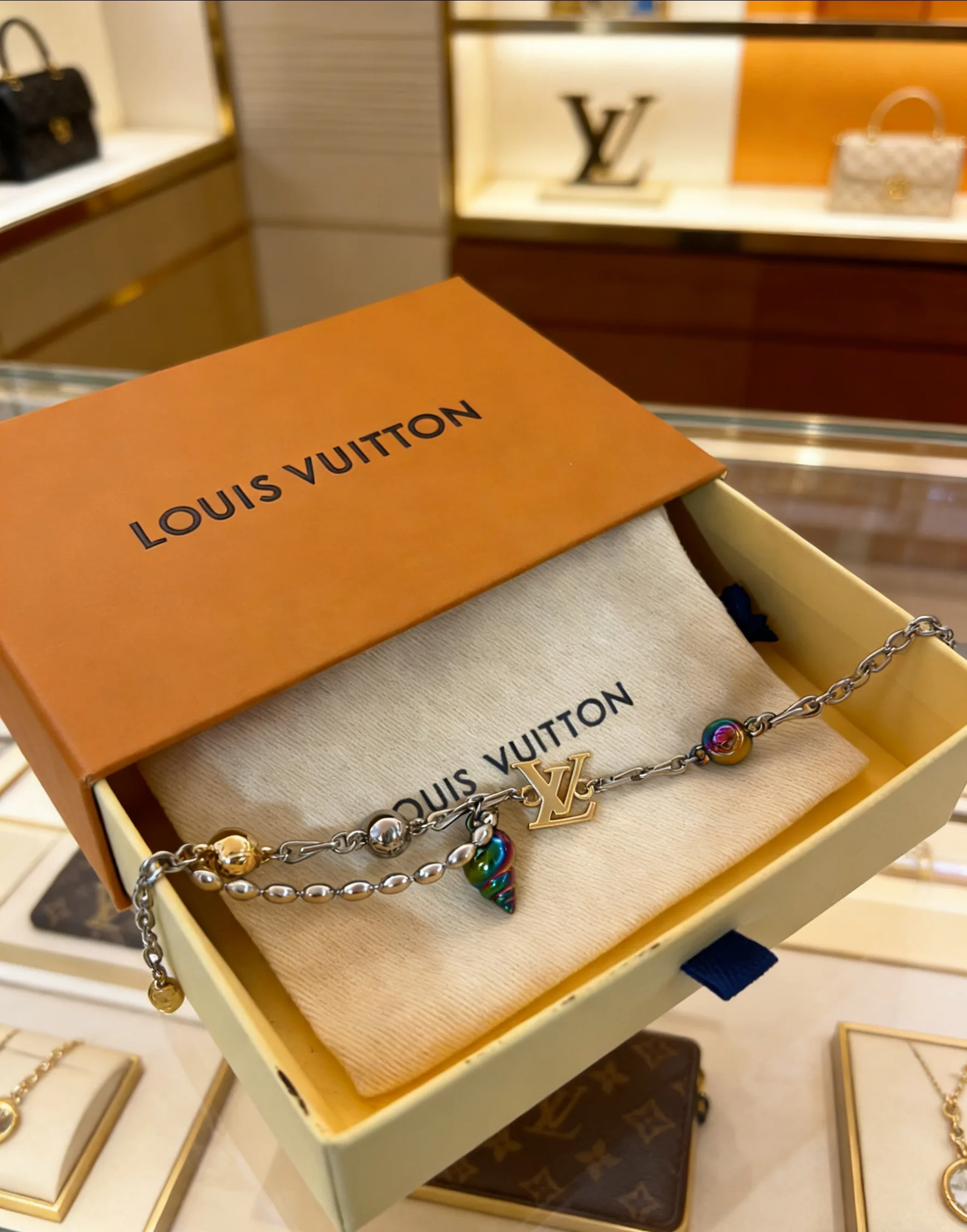 Бижутерия Louis Vuitton 11698082