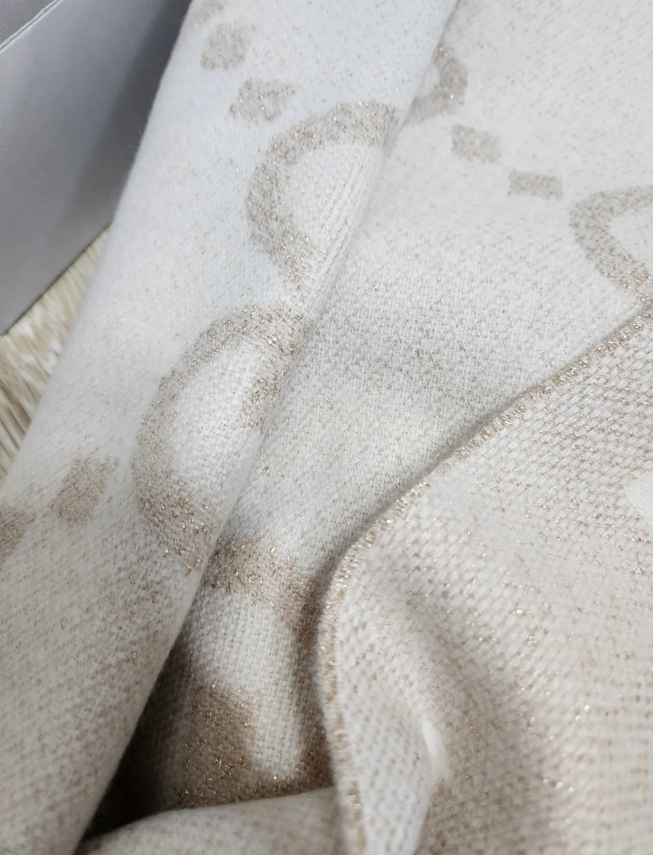 Шарфы Gucci 673699