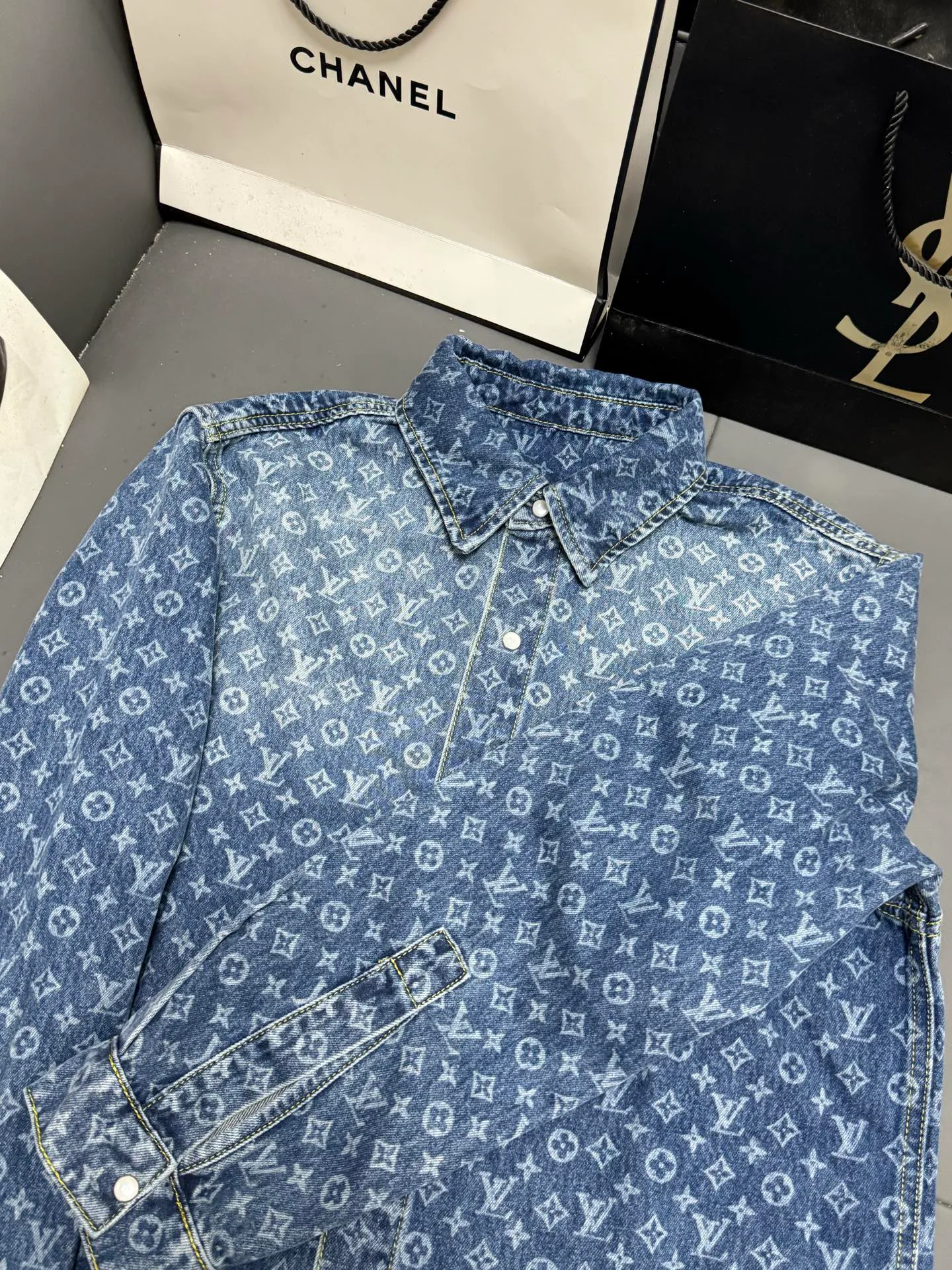 Рубашки Женские Louis Vuitton 18743310