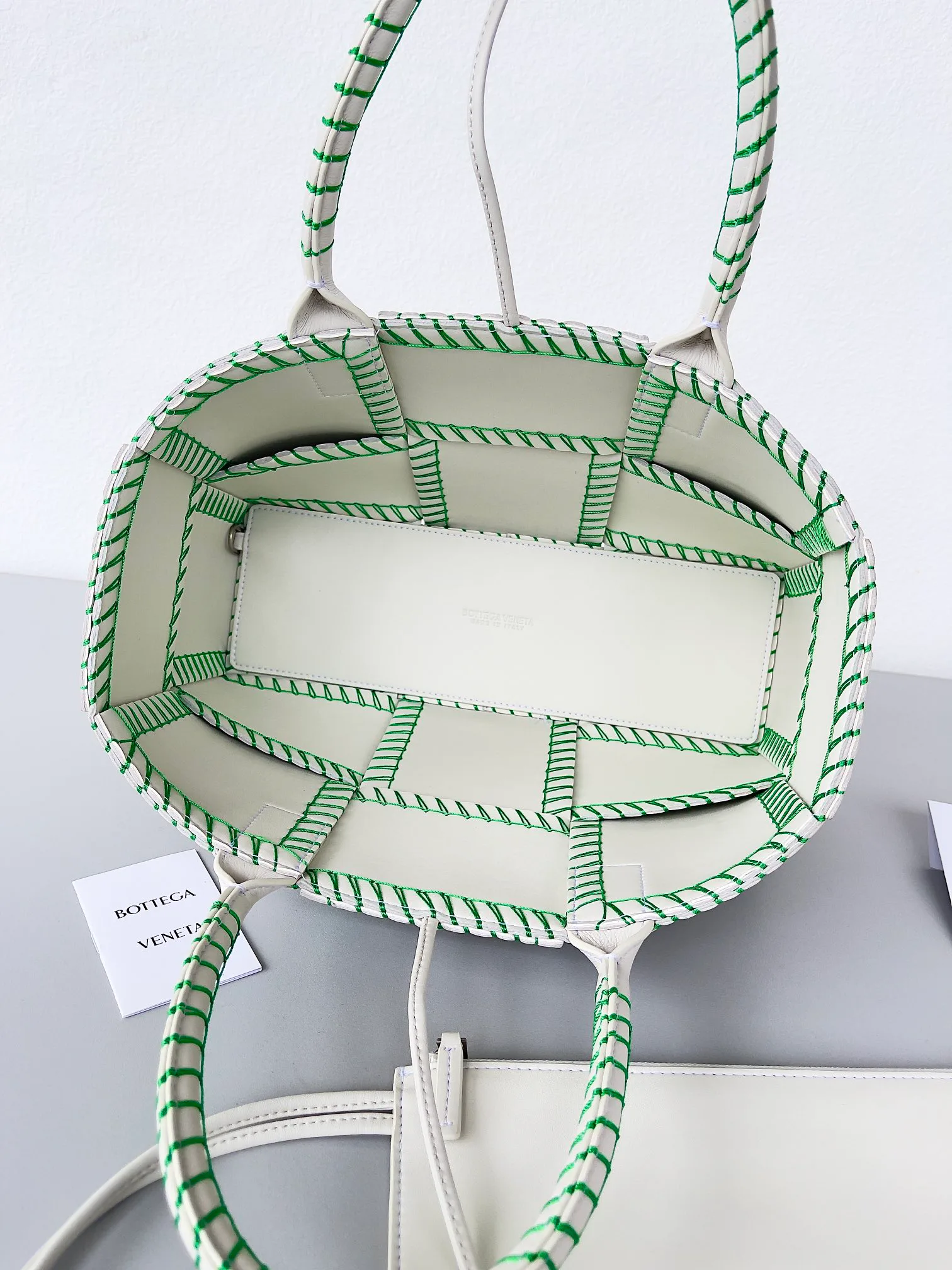 Классические Сумки Женские Bottega Veneta 368751