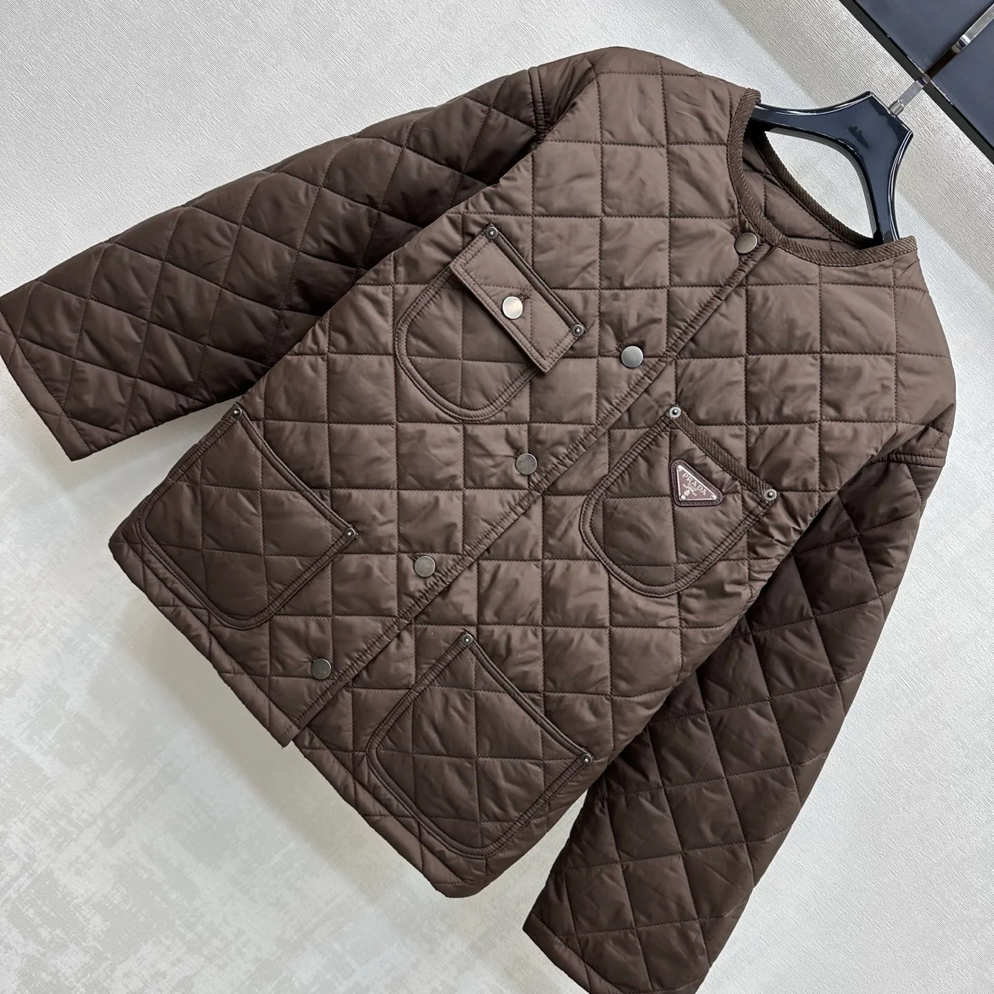 Куртки И Пуховики Женские Prada 18775149