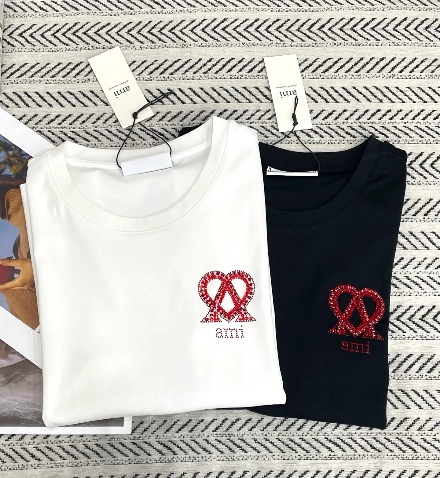 Футболки Женские Ami Paris 4689456