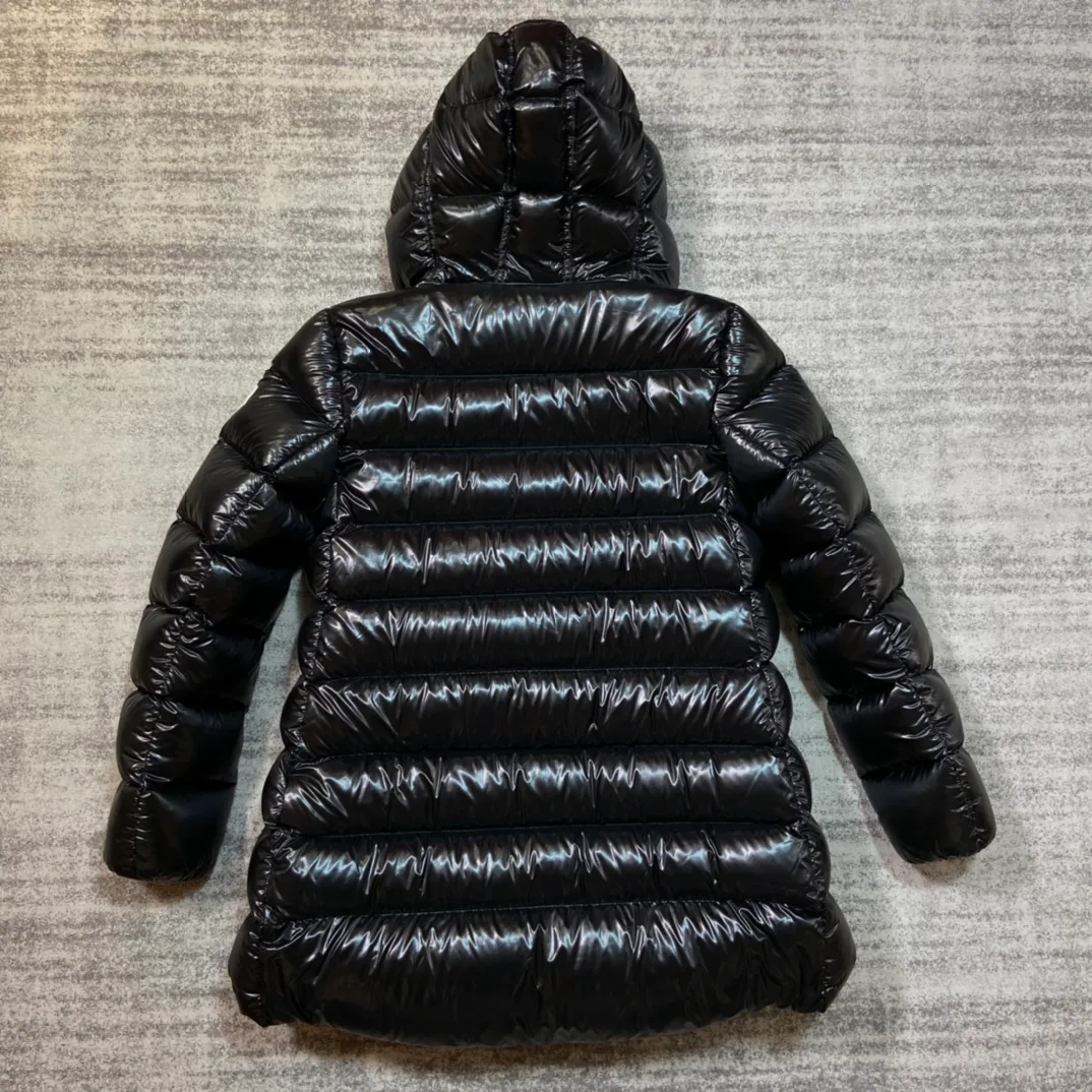 Куртки И Пуховики Женские Moncler 18884073