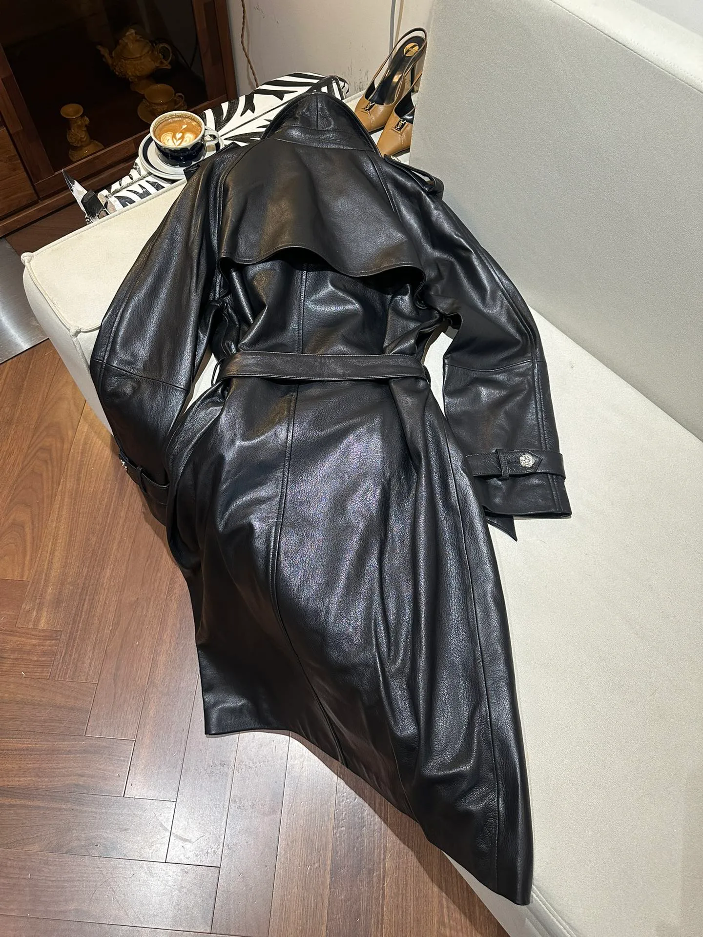 Кожаные Куртки И Дублёнки Женские Chanel 5045658