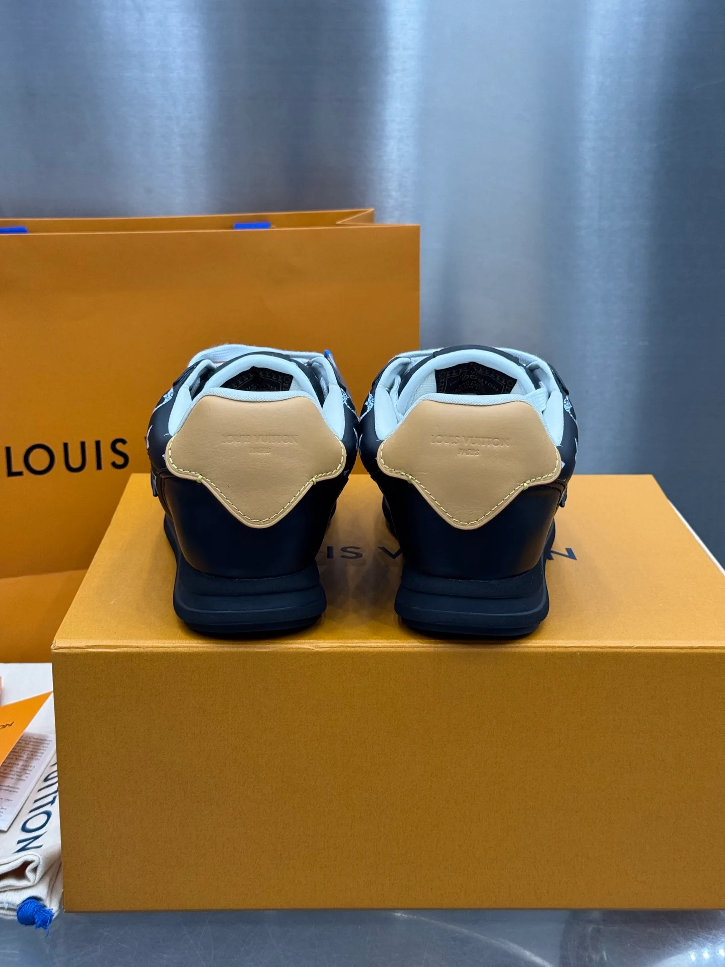 Кроссовки Женские Louis Vuitton 550847