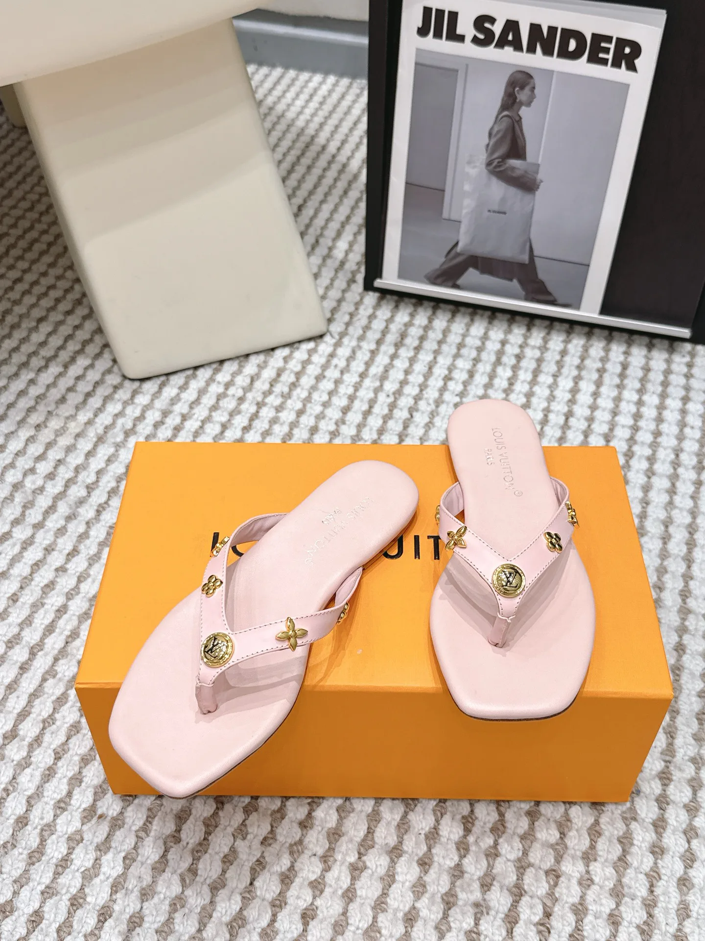 Шлепанцы Женские Louis Vuitton 14555368