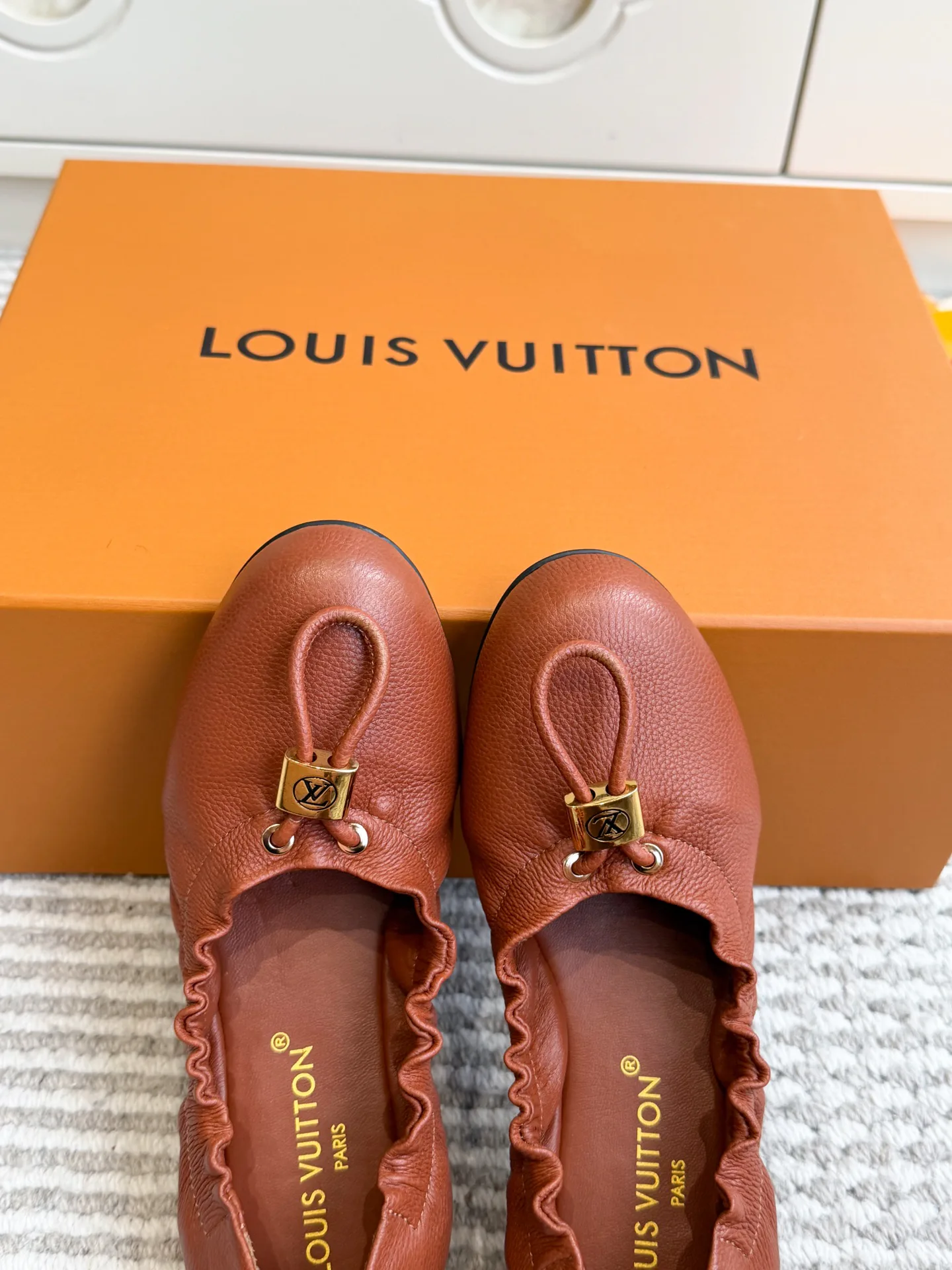 Балетки Женские Louis Vuitton 18414275