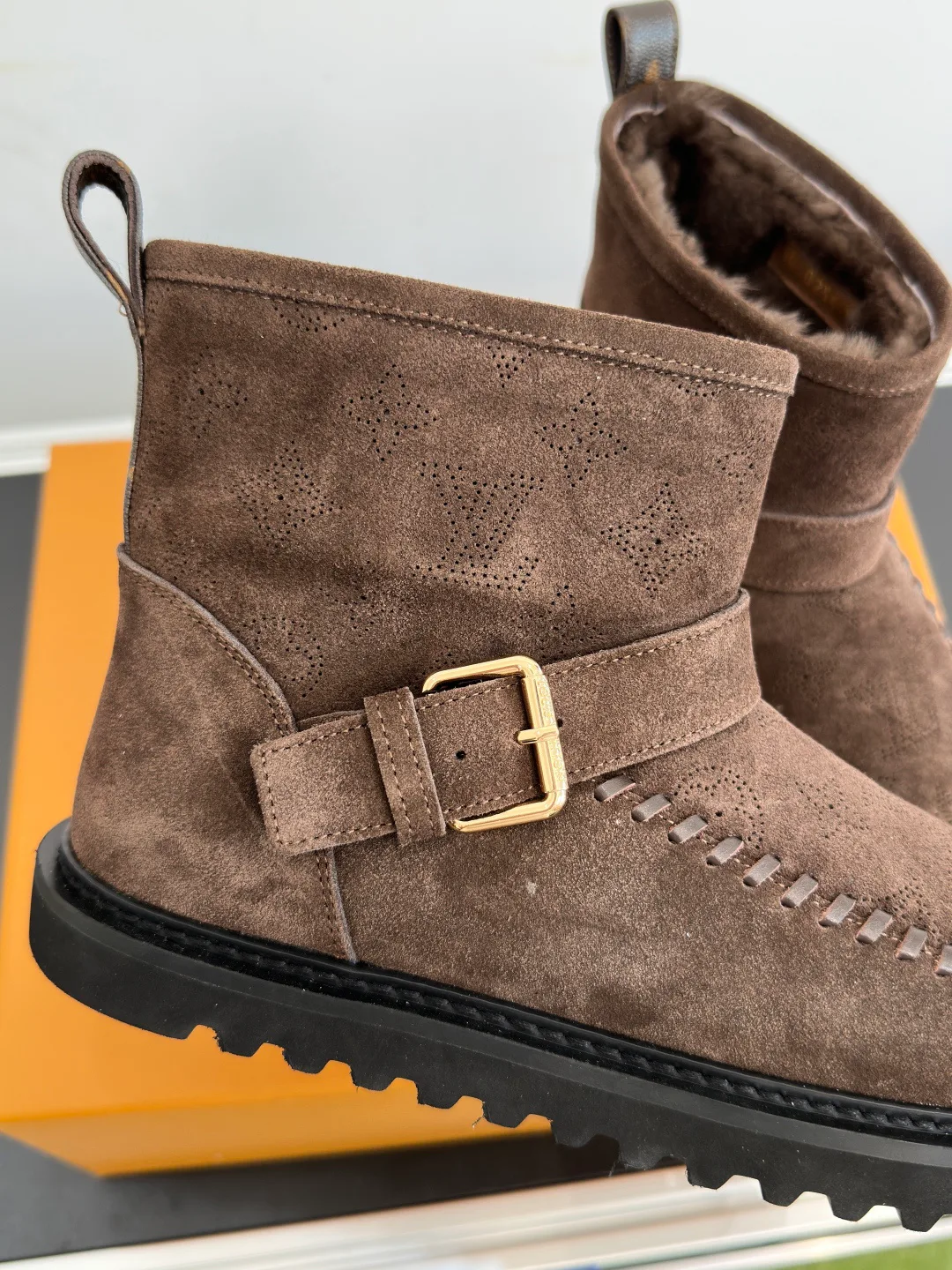 Угги Женские Louis Vuitton 19175734