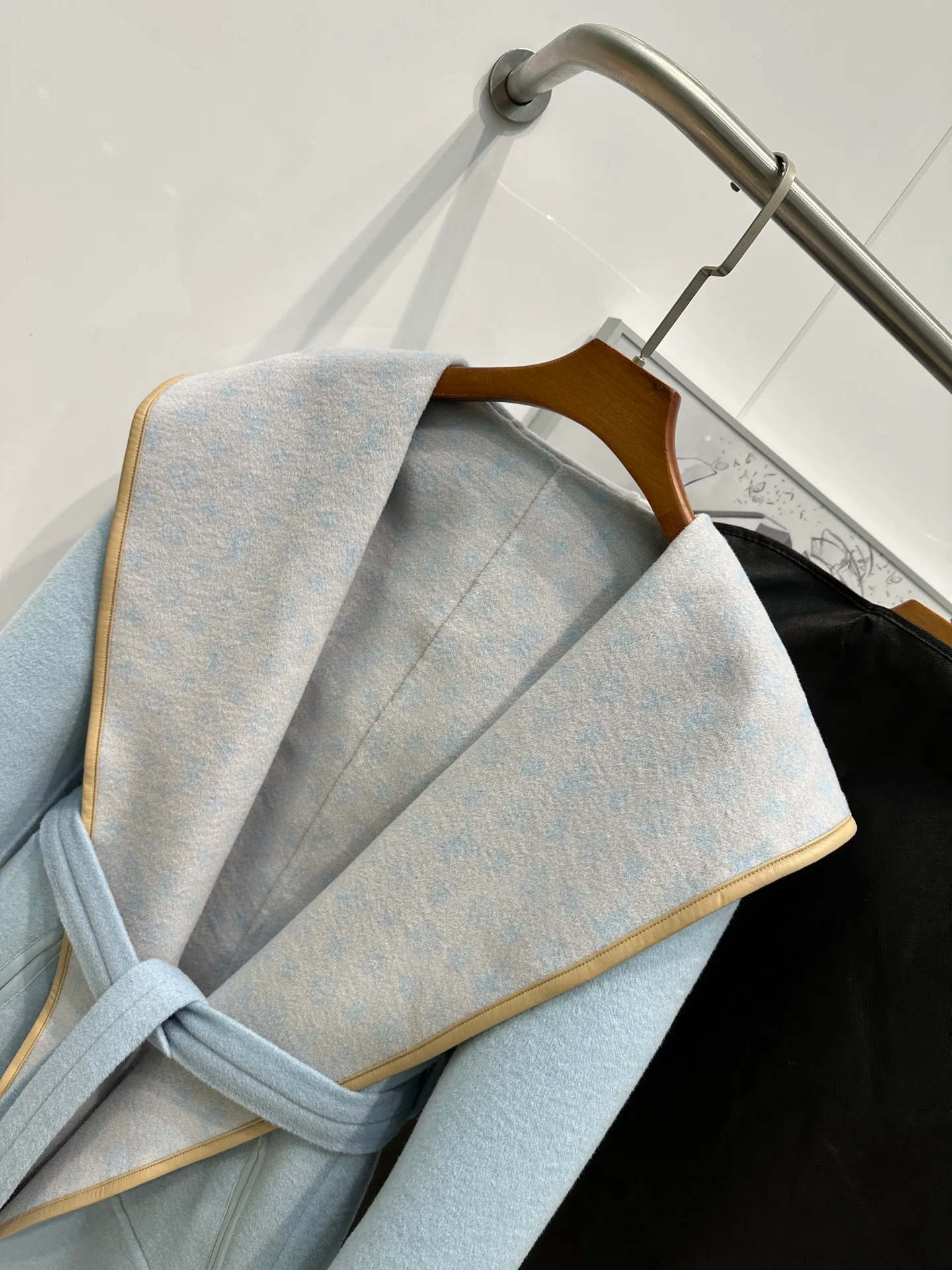 Пальто Женские Louis Vuitton 793717