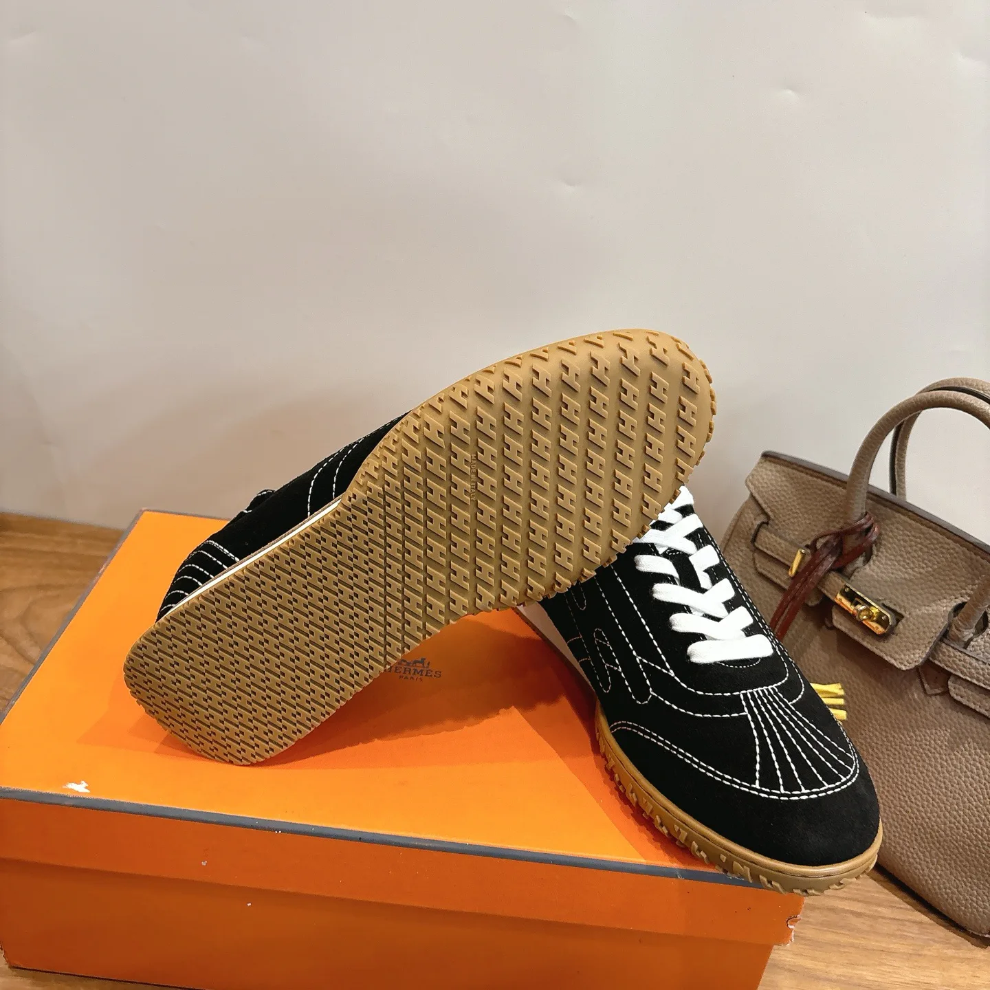 Кроссовки Женские Hermes 11891957