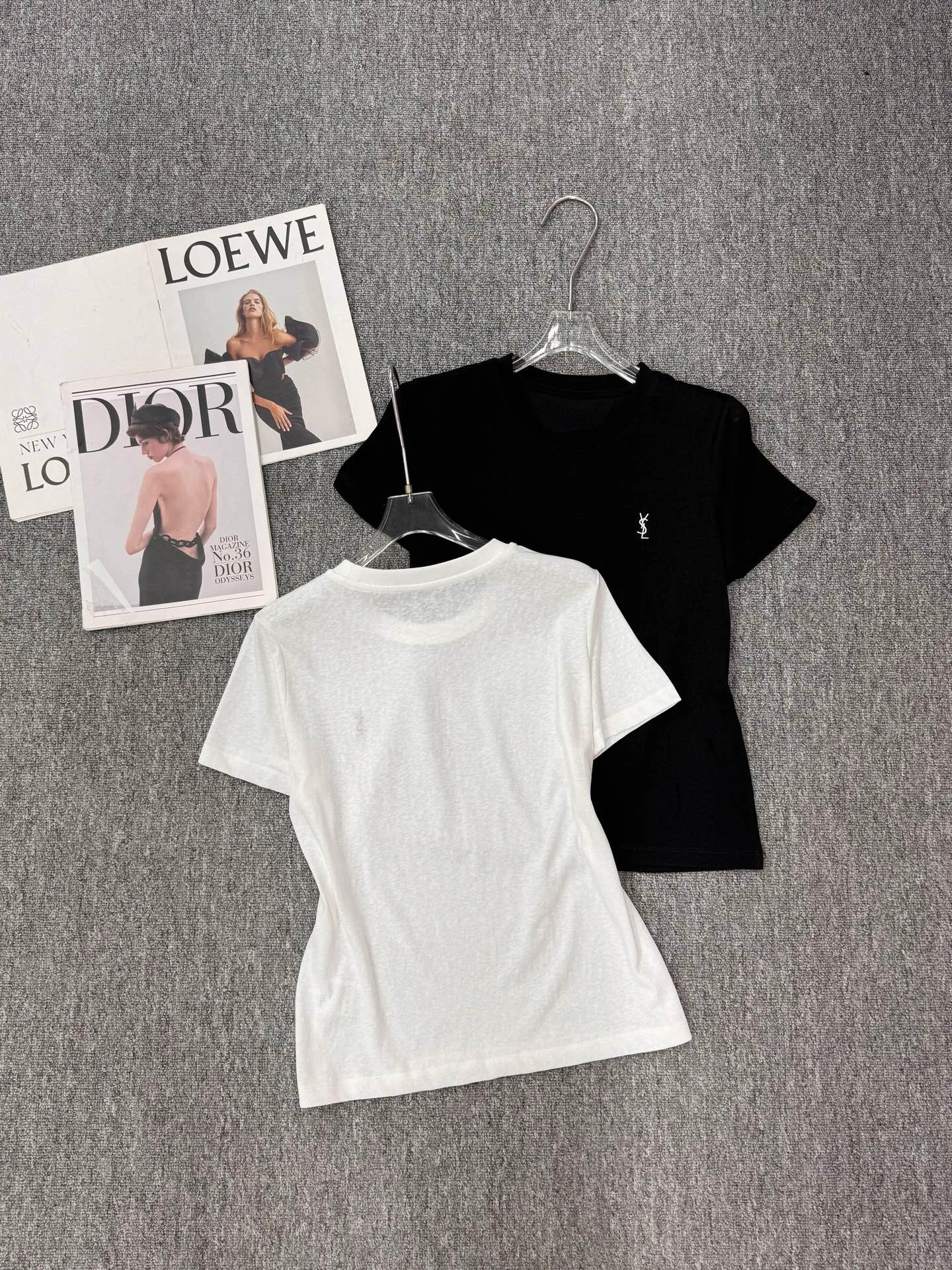 Футболки Женские Saint Laurent 11513350