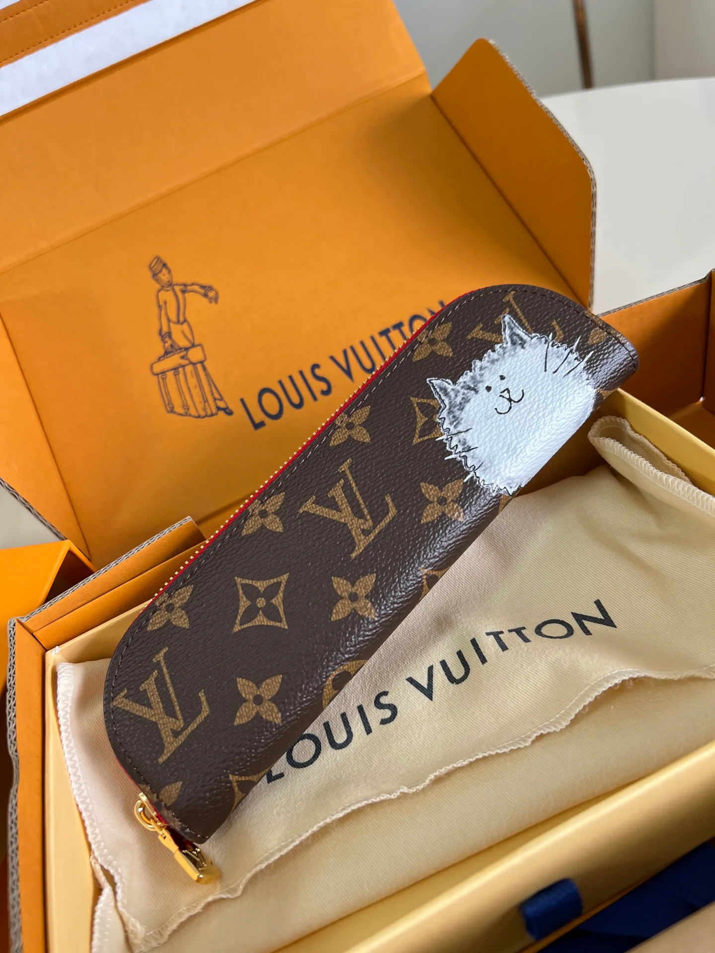 Клатчи Женские Louis Vuitton 1327938