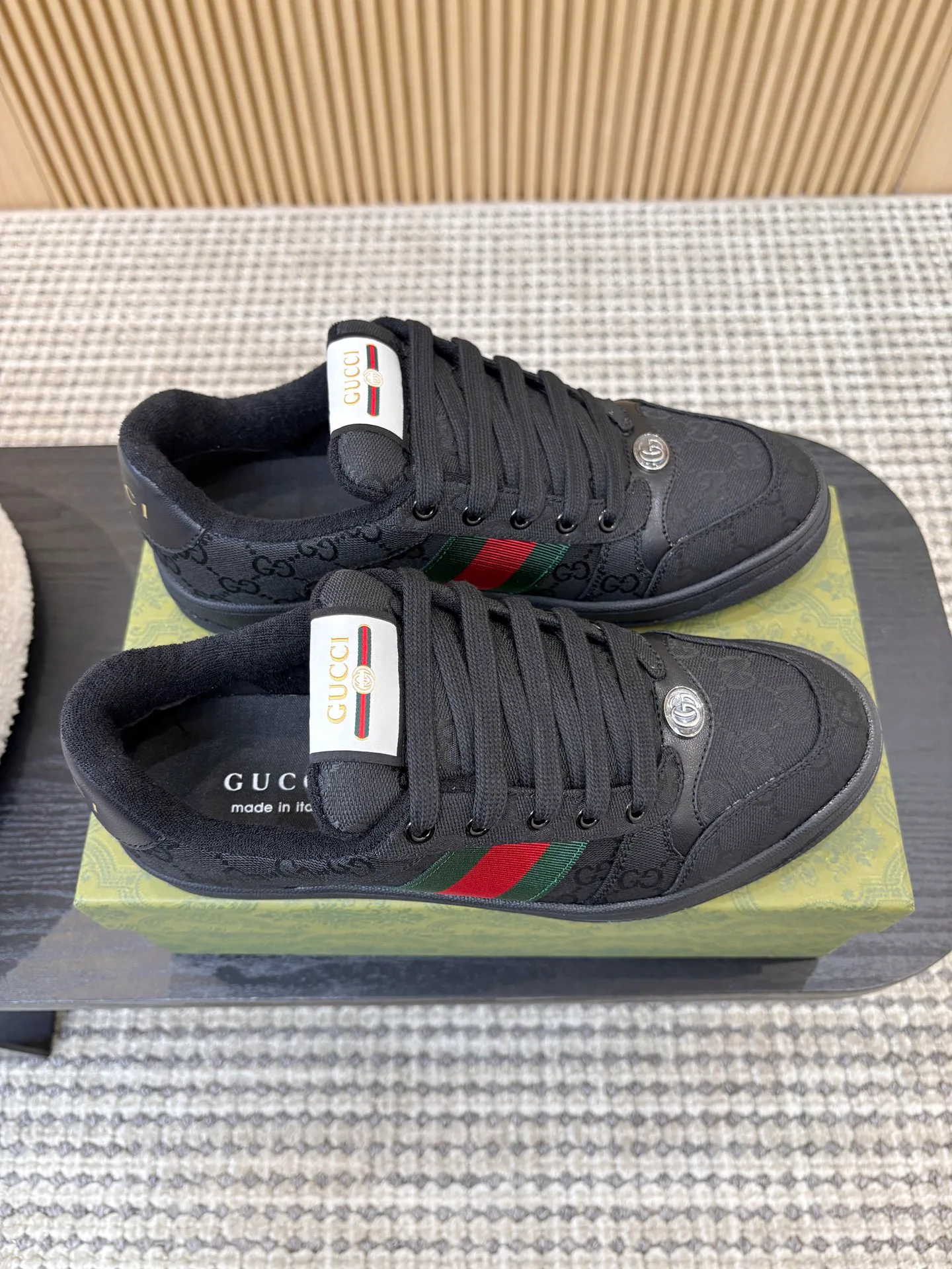 Кроссовки Женские Gucci 17978106