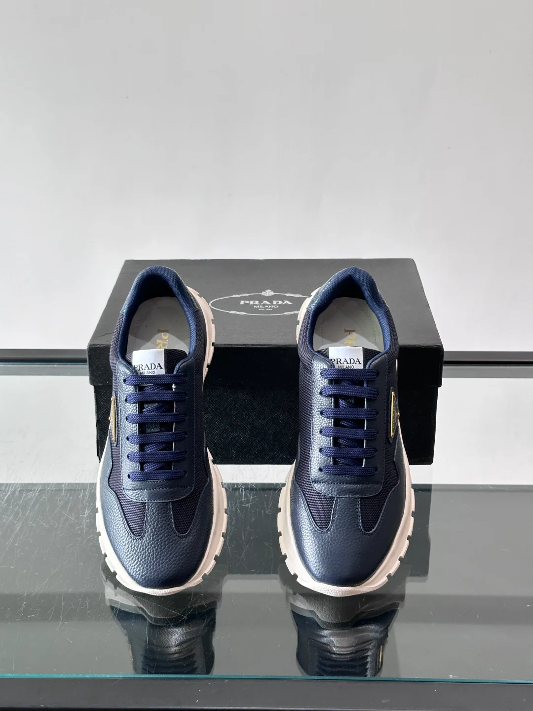Кроссовки Мужские Prada 18055726