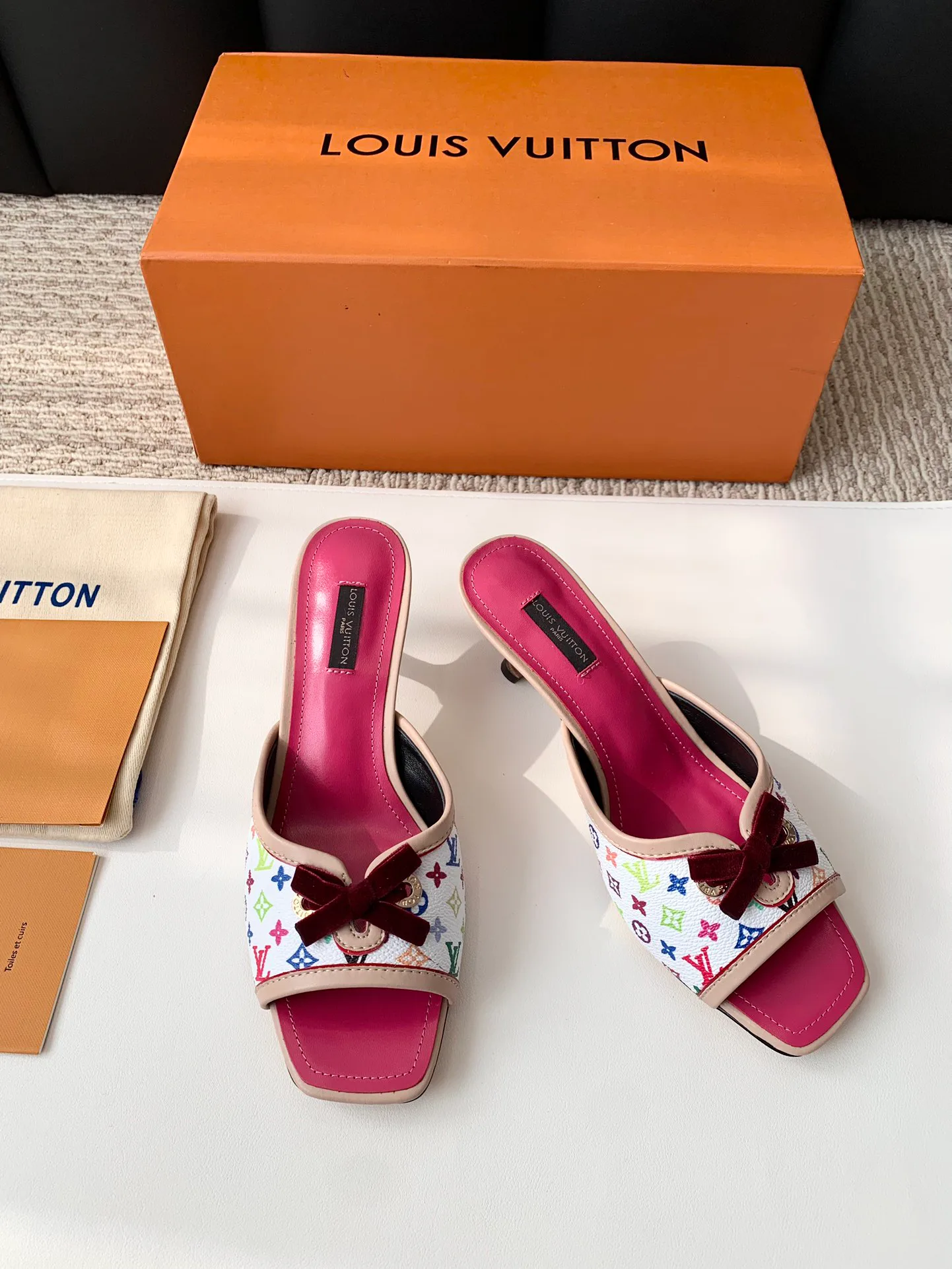 Туфли Женские Louis Vuitton 11263783