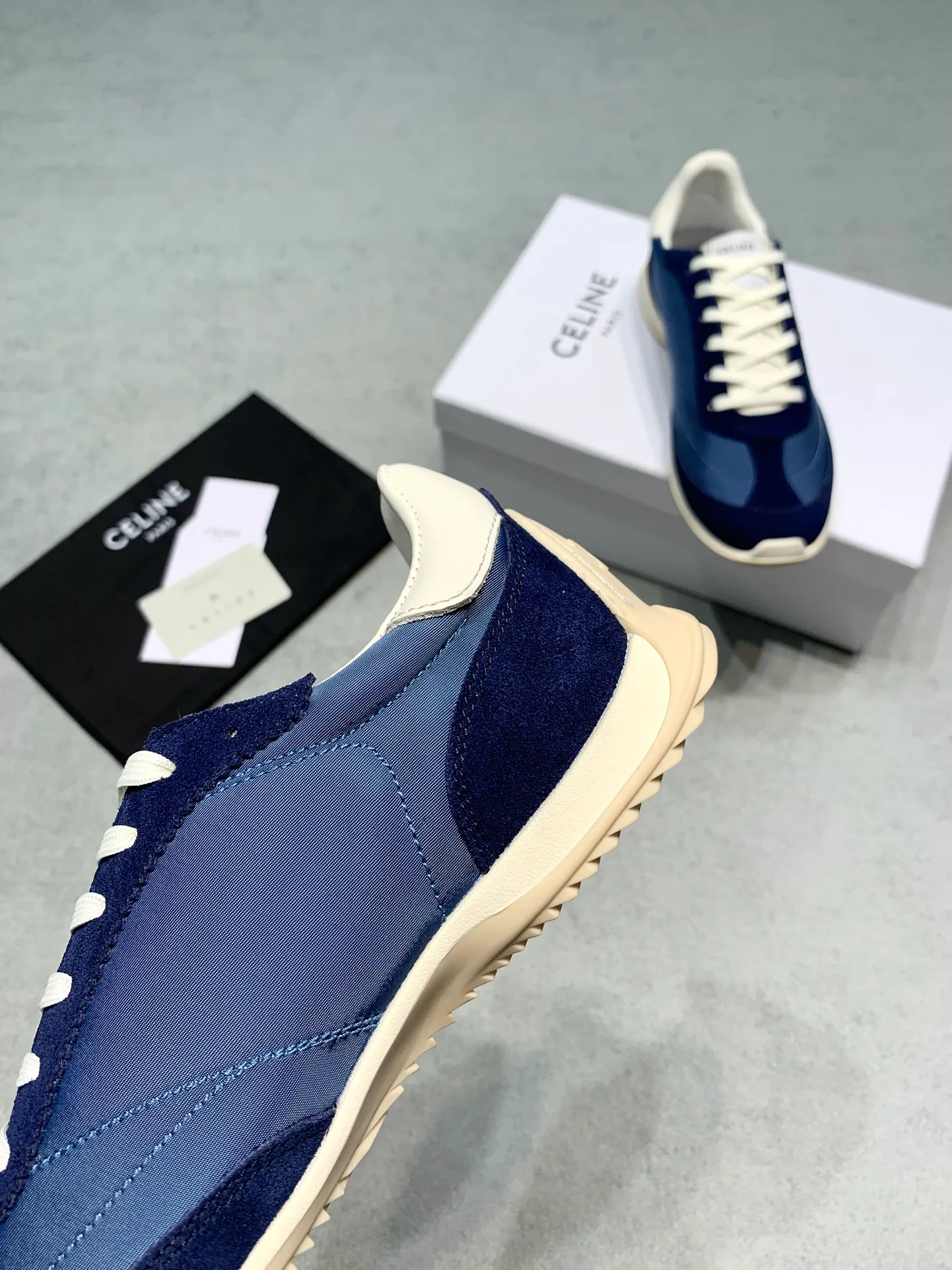 Кроссовки Женские Celine 17433755