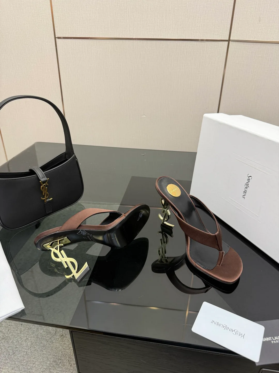 Босоножки Женские Saint Laurent 9632692