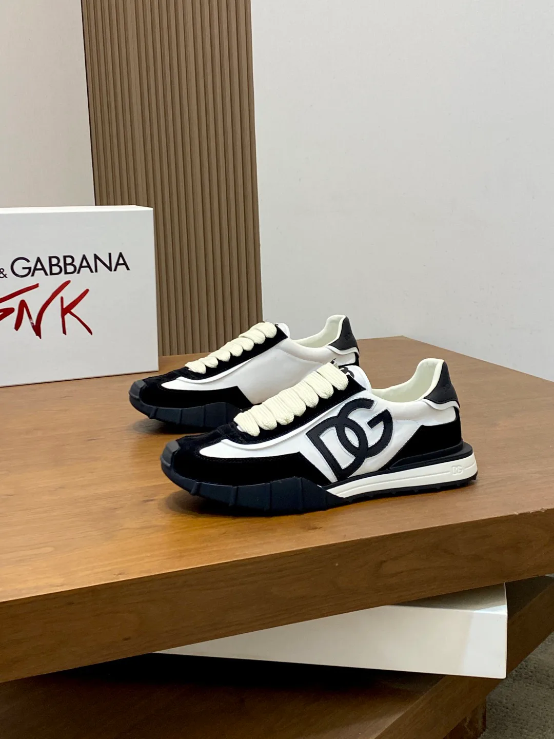 Кроссовки Мужские Dolce & Gabbana 18827627