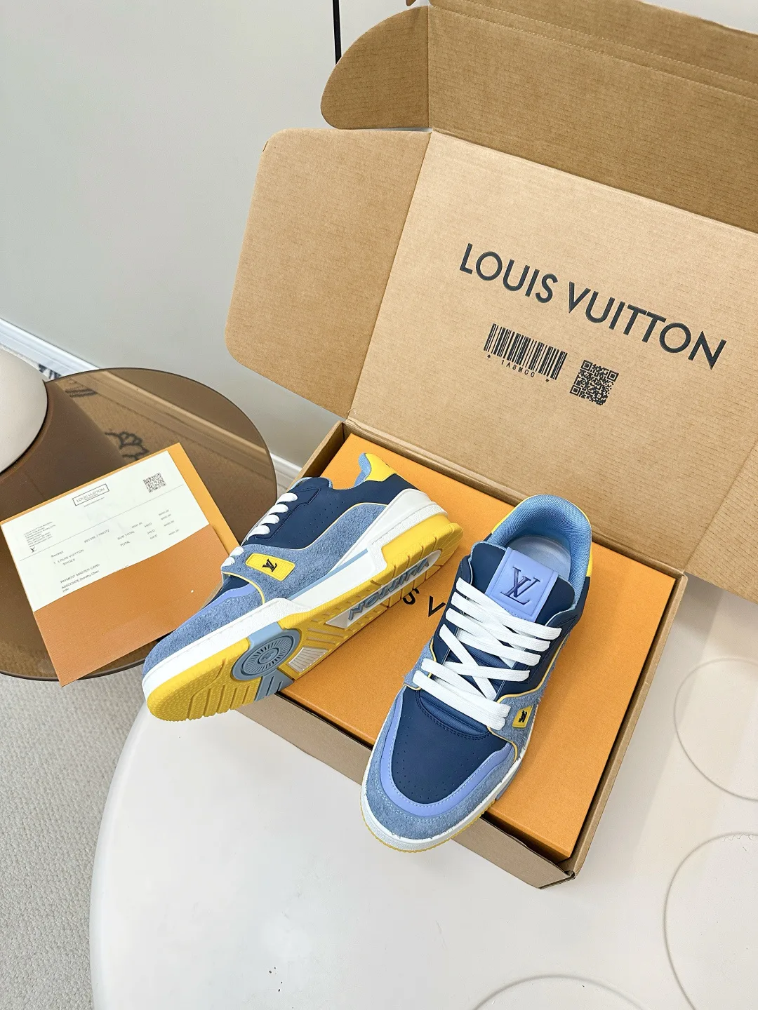 Кроссовки Женские Louis Vuitton 11778732