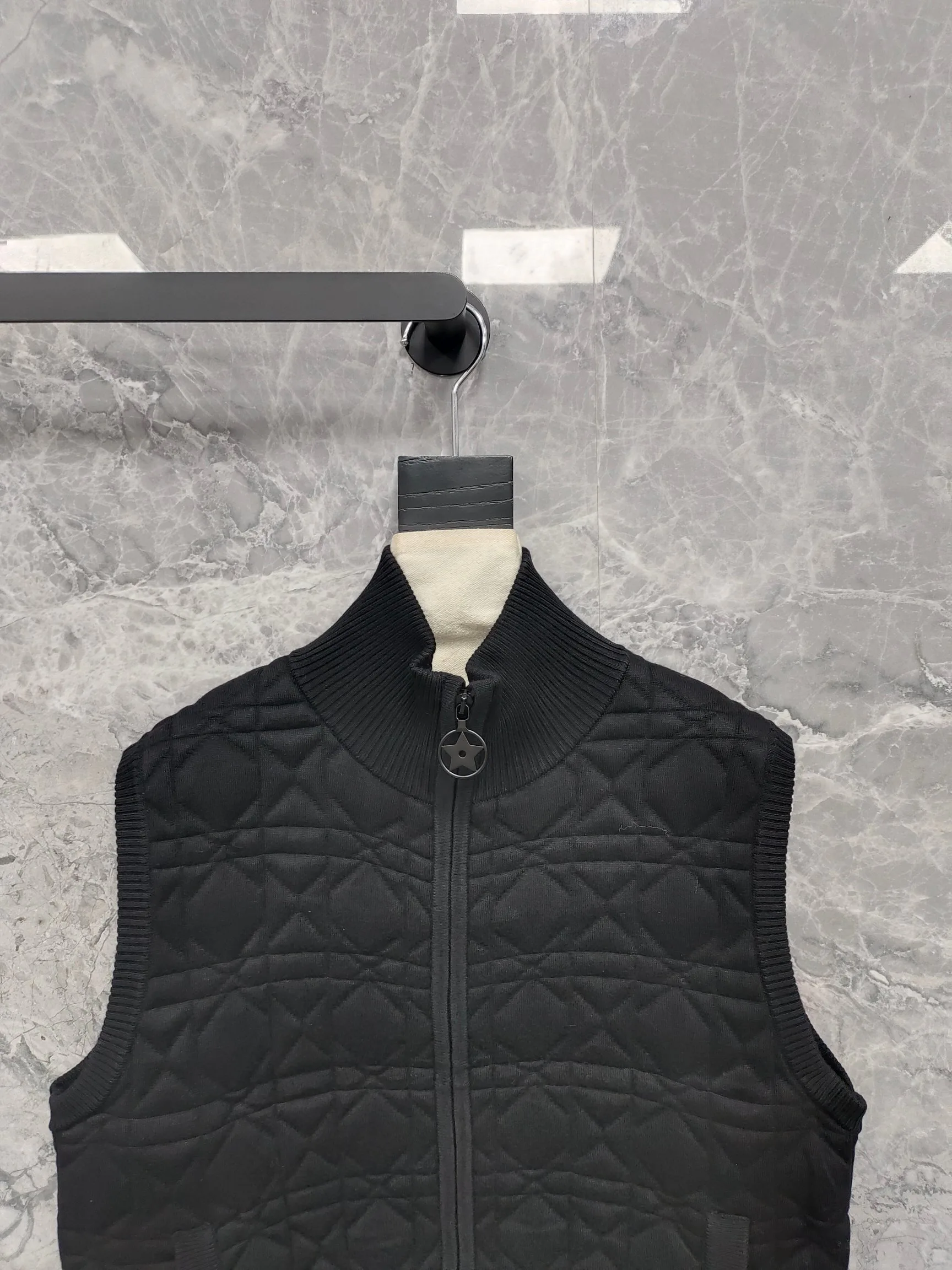 Жилеты Женские Christian Dior 17954007