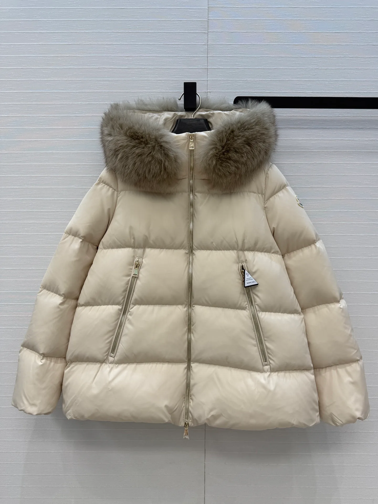 Куртки И Пуховики Женские Moncler 18710903