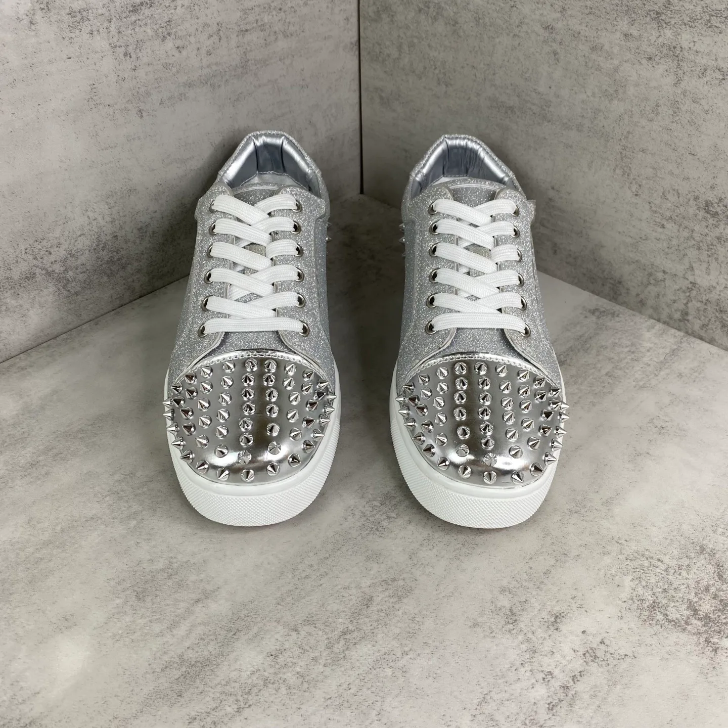 Кроссовки Мужские Christian Louboutin 12809805