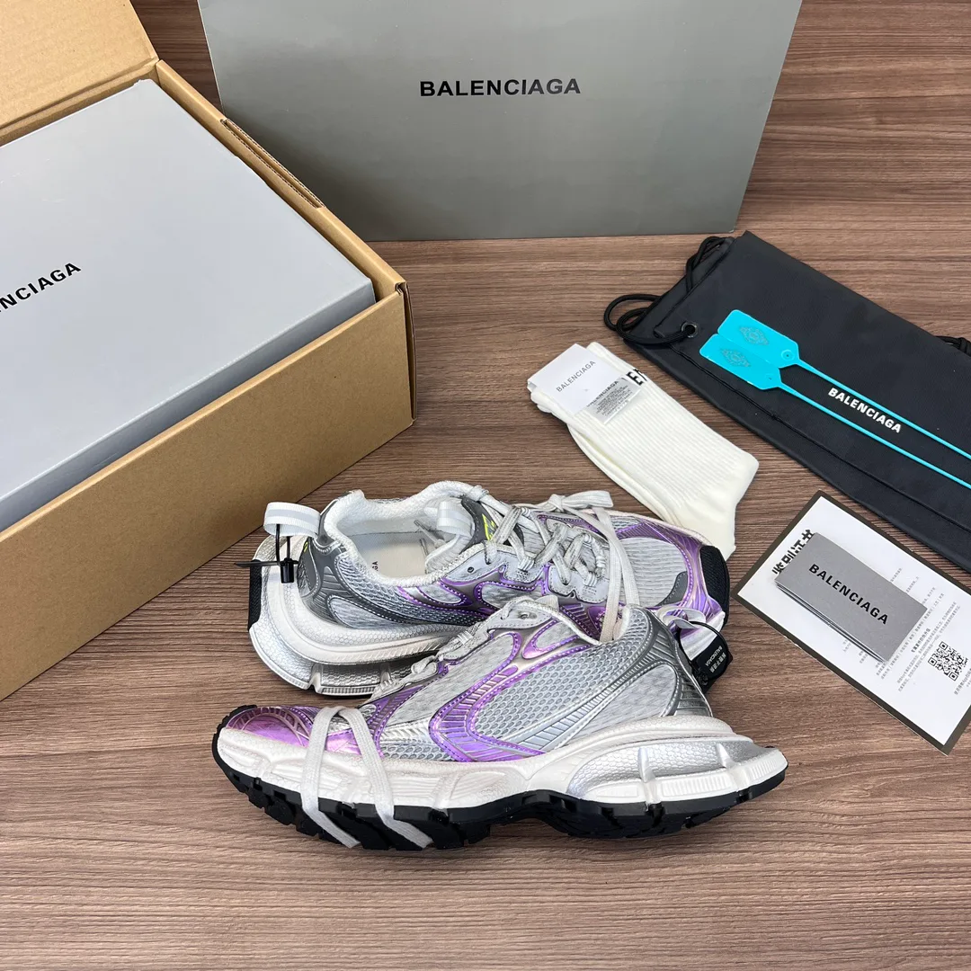 Кроссовки Женские Balenciaga 19128902