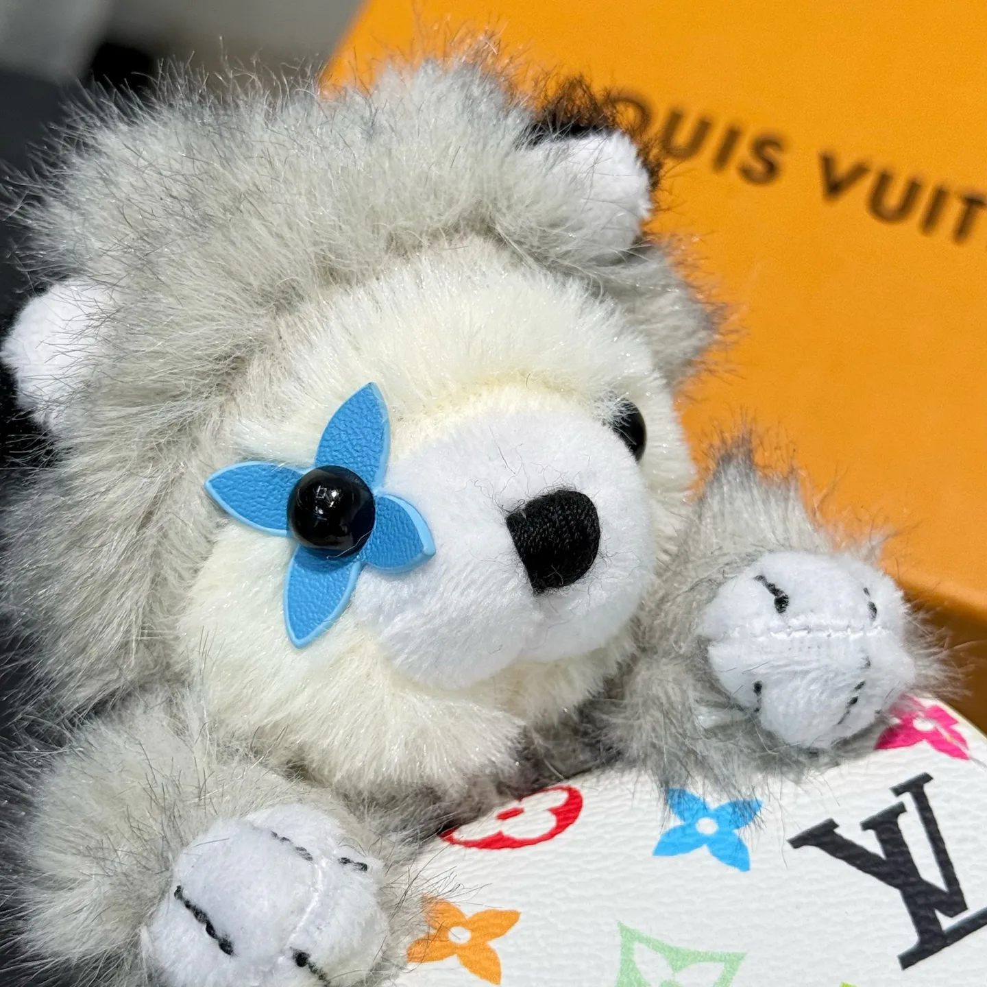 Ключницы Louis Vuitton 17079049