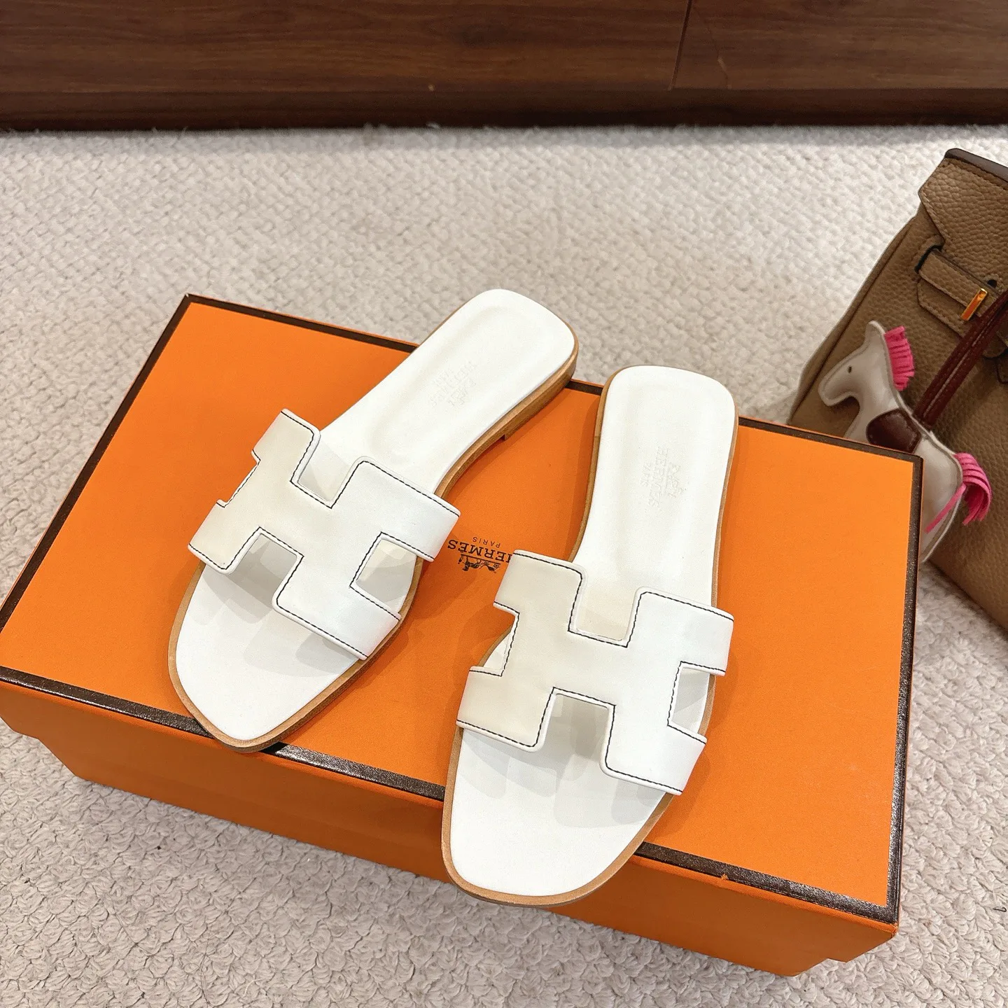 Шлепанцы Женские Hermes 879118