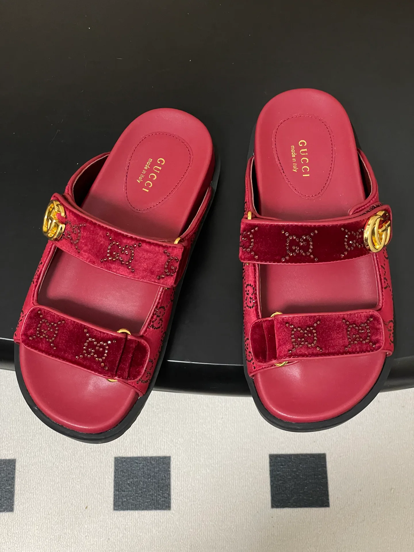 Сандалии Женские Gucci 11777355