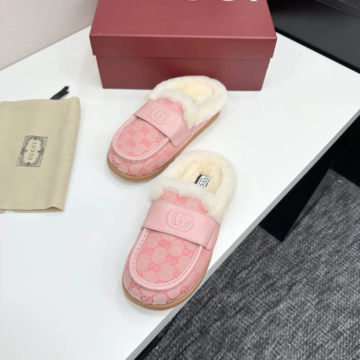 Тапочки Женские Gucci 181591