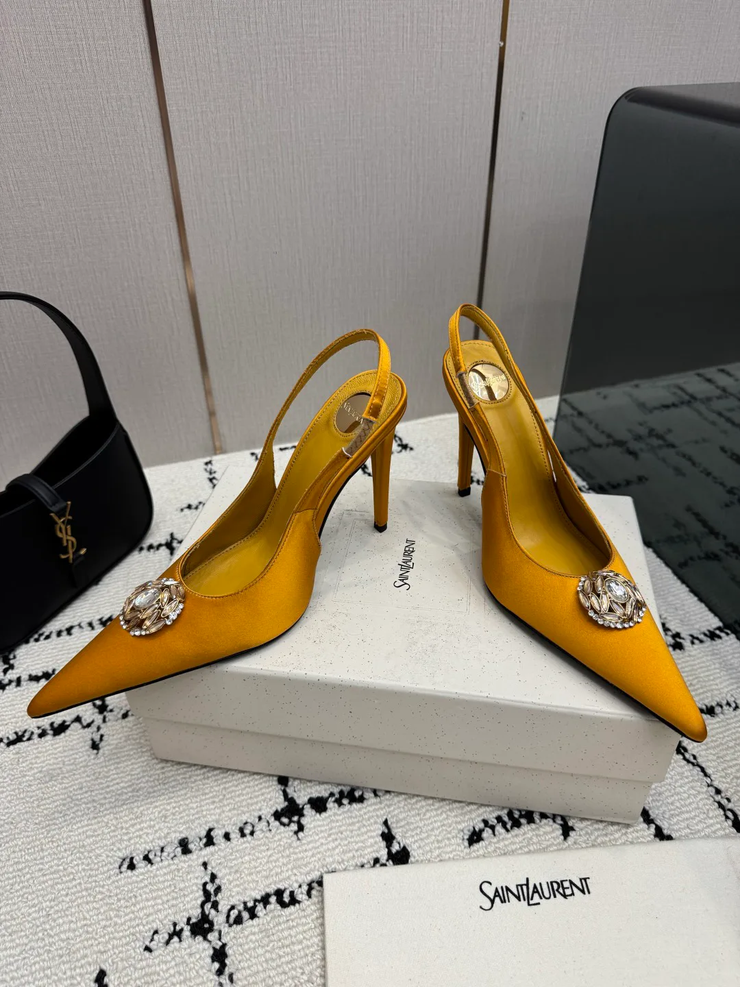 Туфли Женские Saint Laurent 18237800