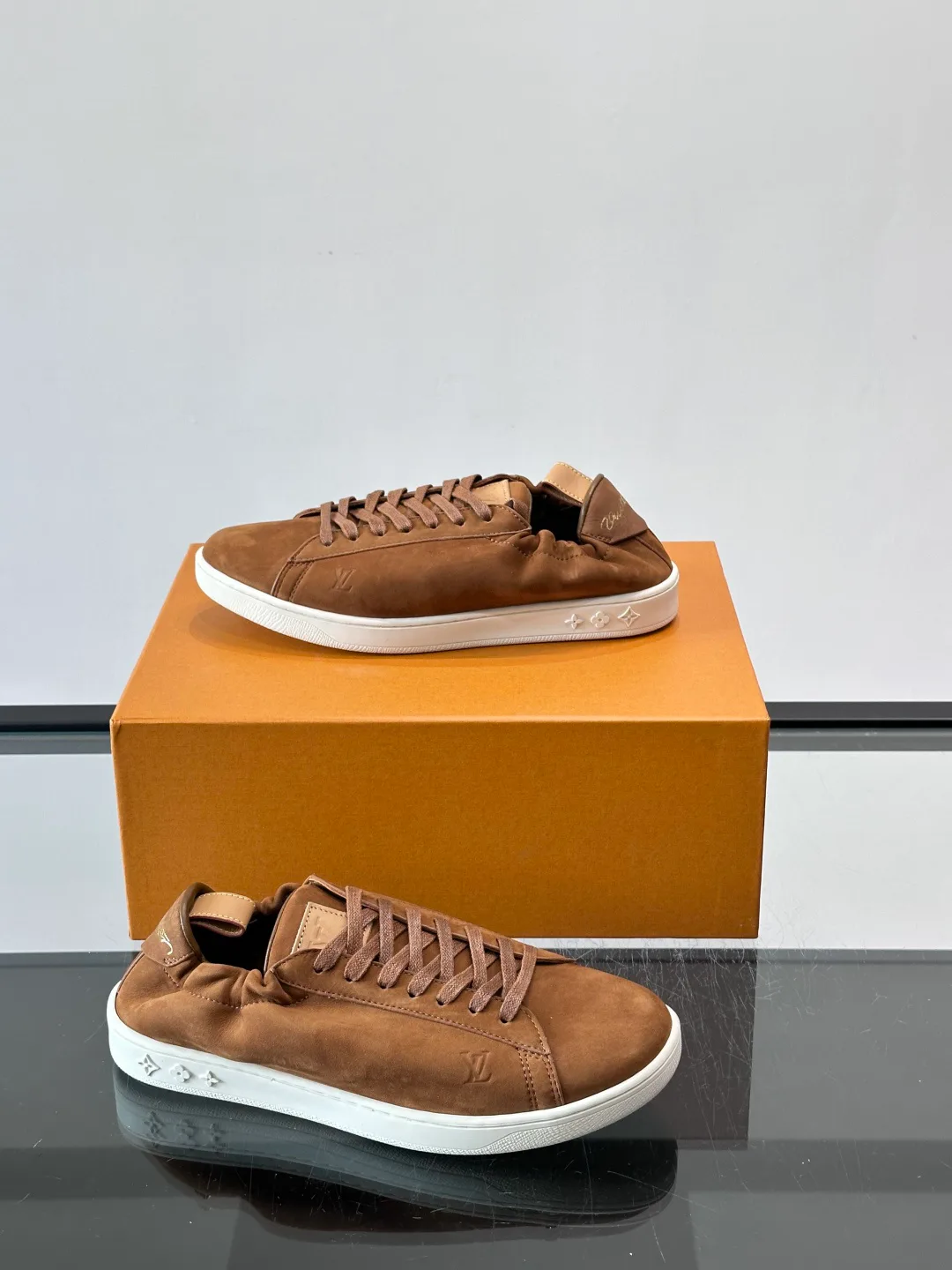 Кроссовки Мужские Louis Vuitton 18263698