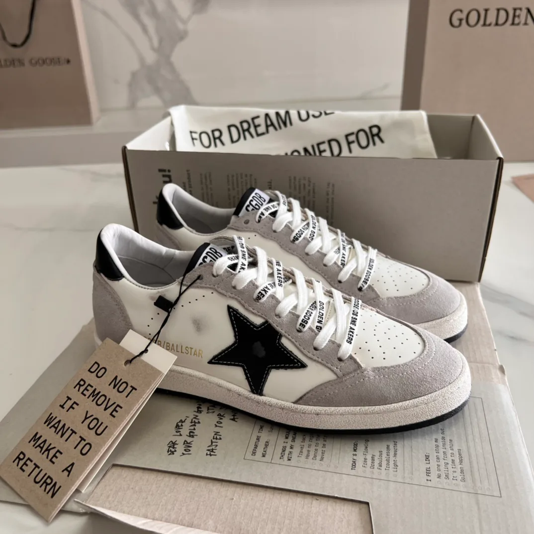 Кроссовки Женские Golden Goose 16995677