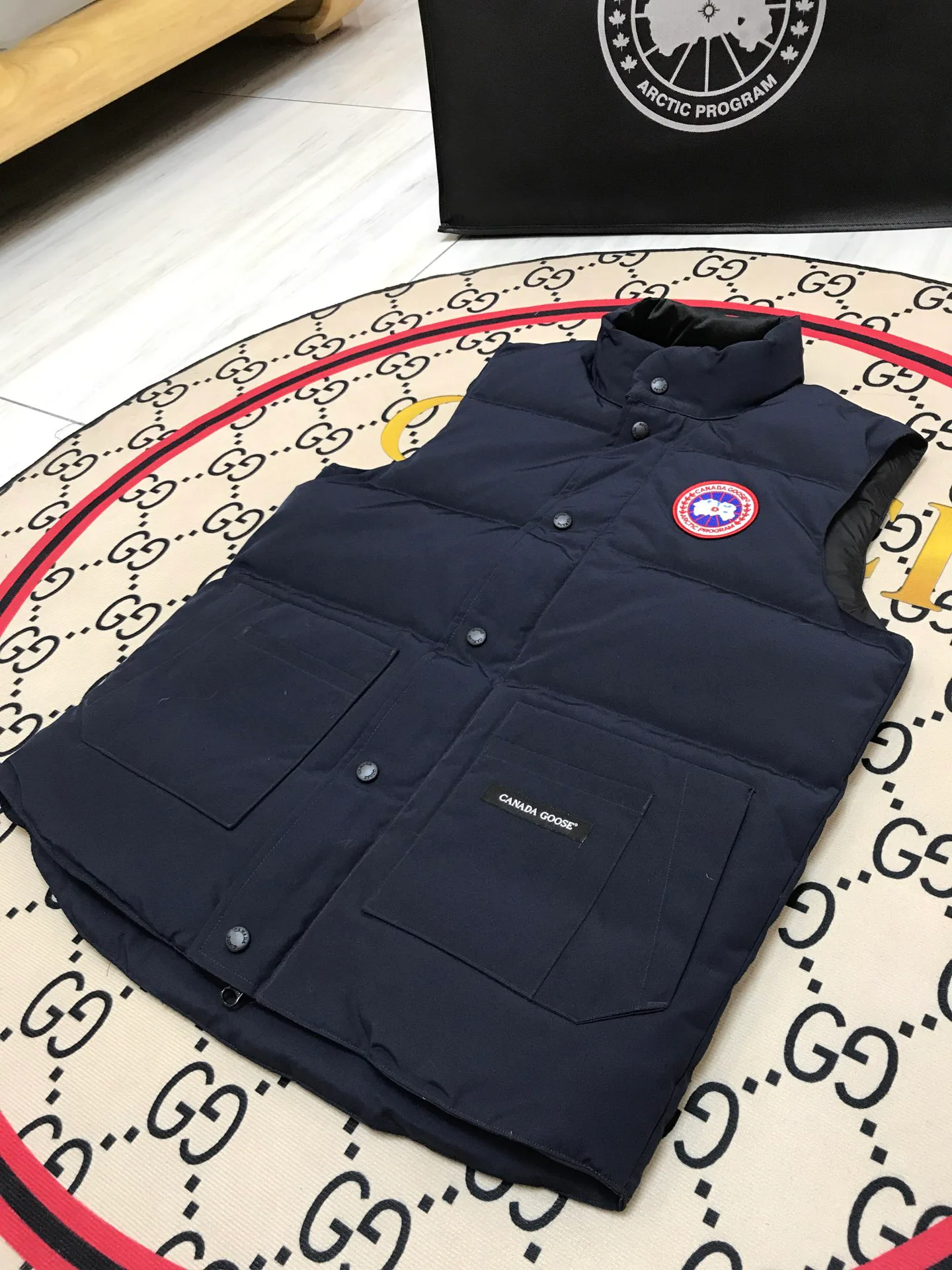 Жилеты Женские Canada Goose 1294363