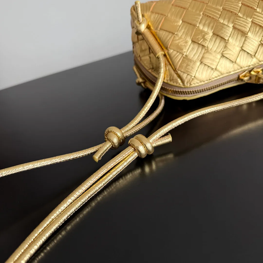 Сумки На Ремне Женские Bottega Veneta 11386899