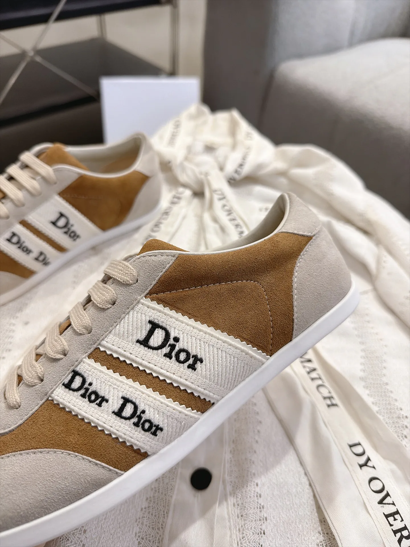 Кроссовки Женские Christian Dior 18041804