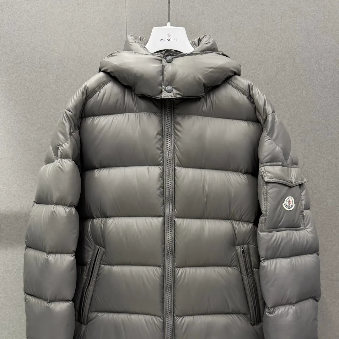 Куртки И Пуховики Мужские Moncler 17391871