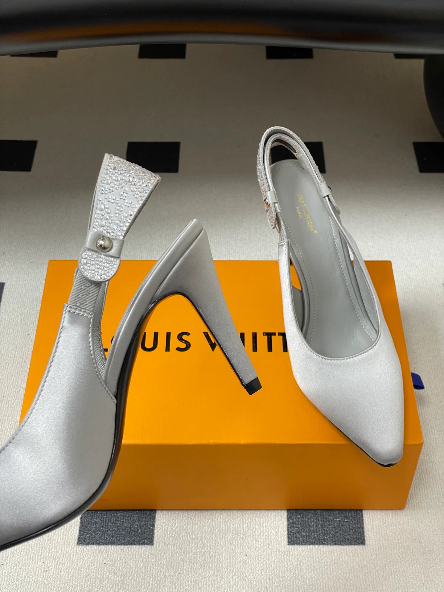 Туфли Женские Louis Vuitton 668703