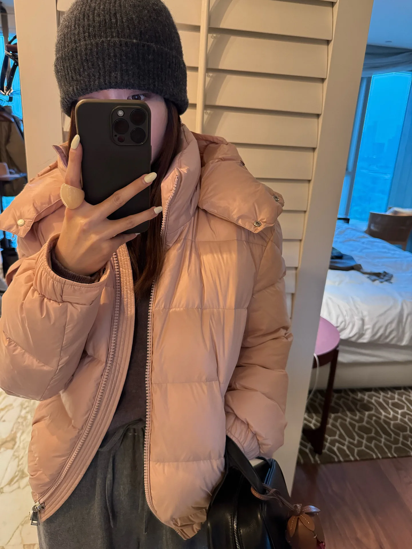 Куртки И Пуховики Женские Moncler 3354422