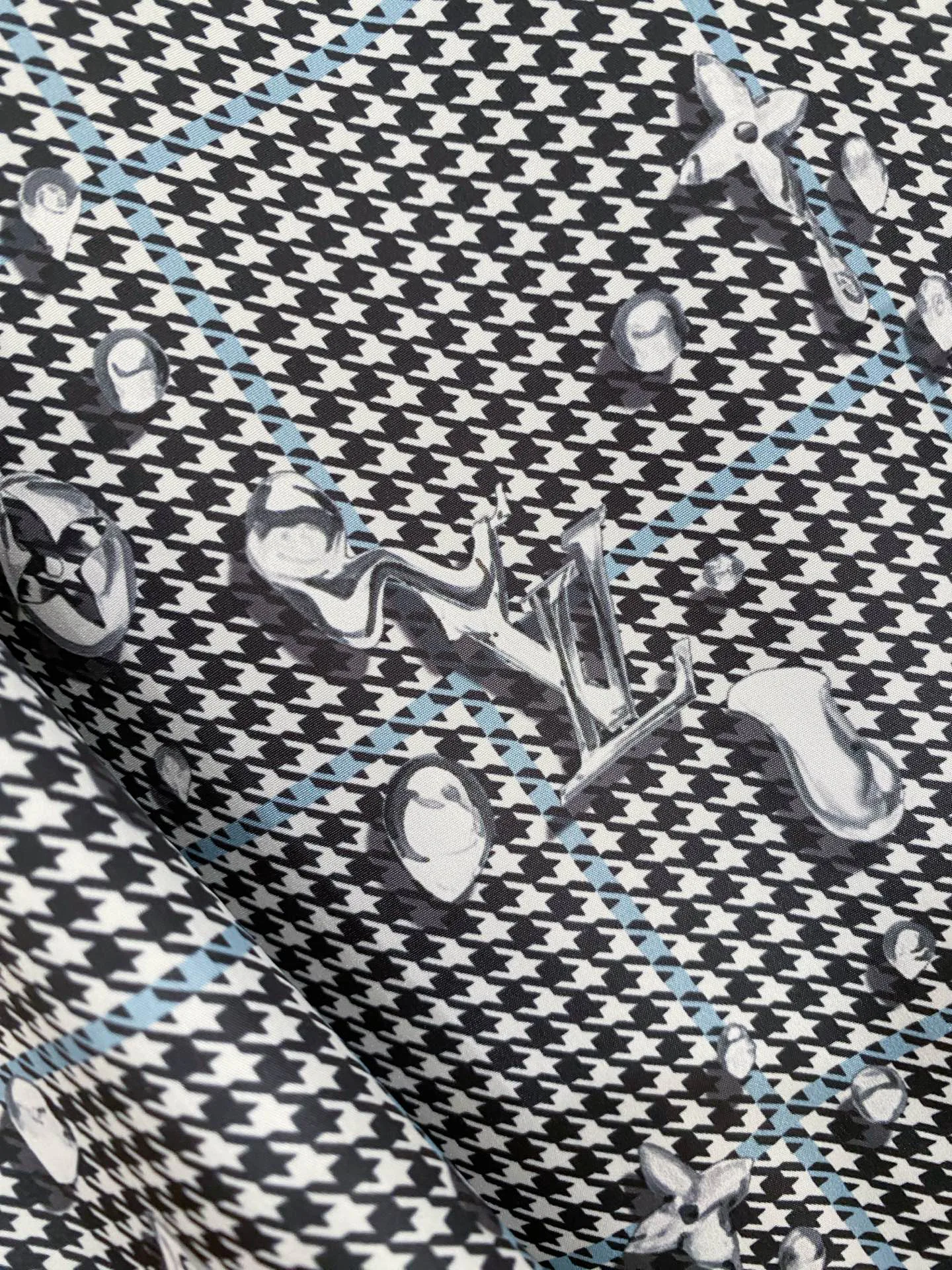 Куртки И Пуховики Мужские Louis Vuitton 11392168