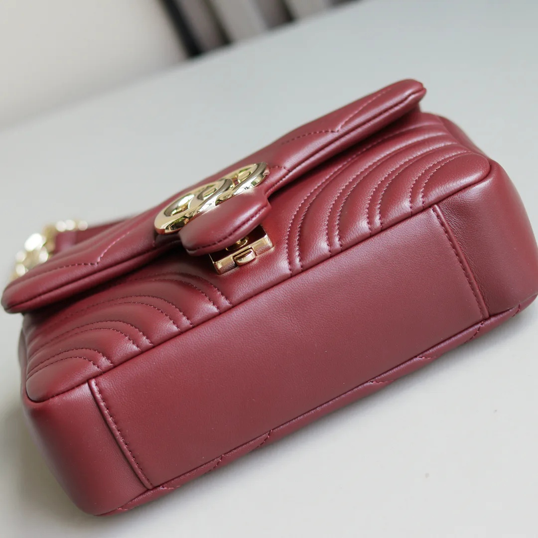 Классические Сумки Женские Gucci 12721369
