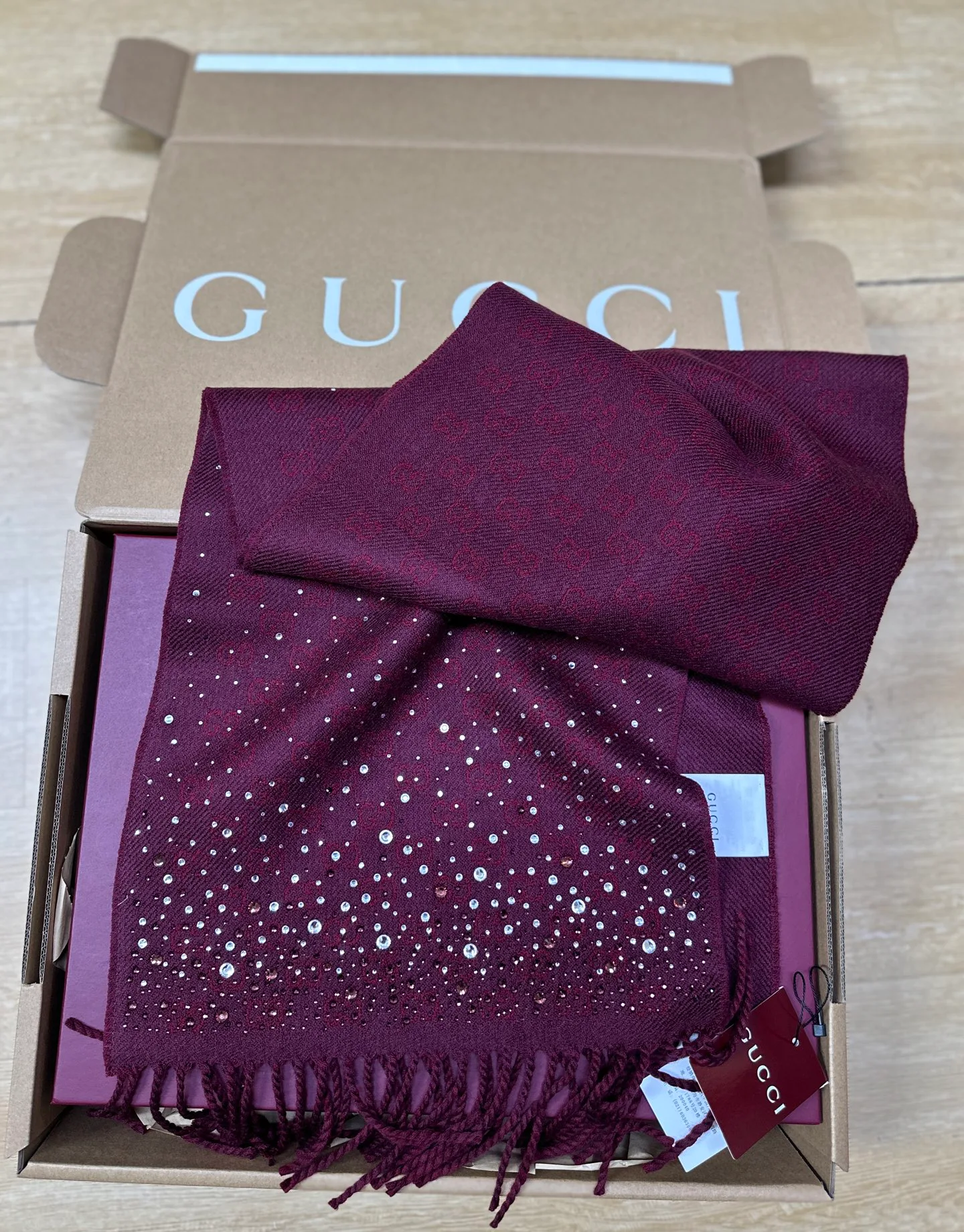 Шарфы Gucci 1333687