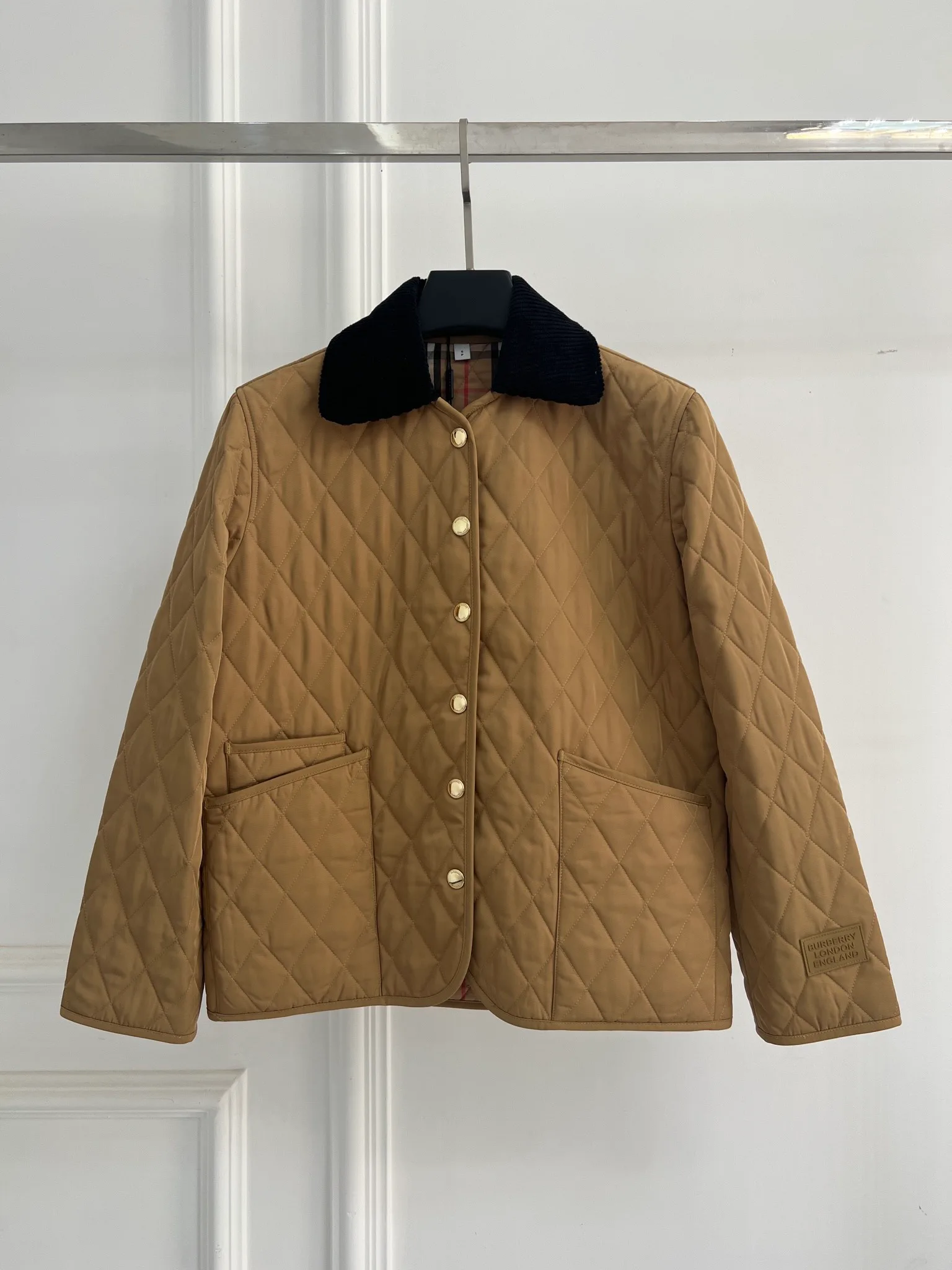 Куртки И Пуховики Женские Burberry 10898832