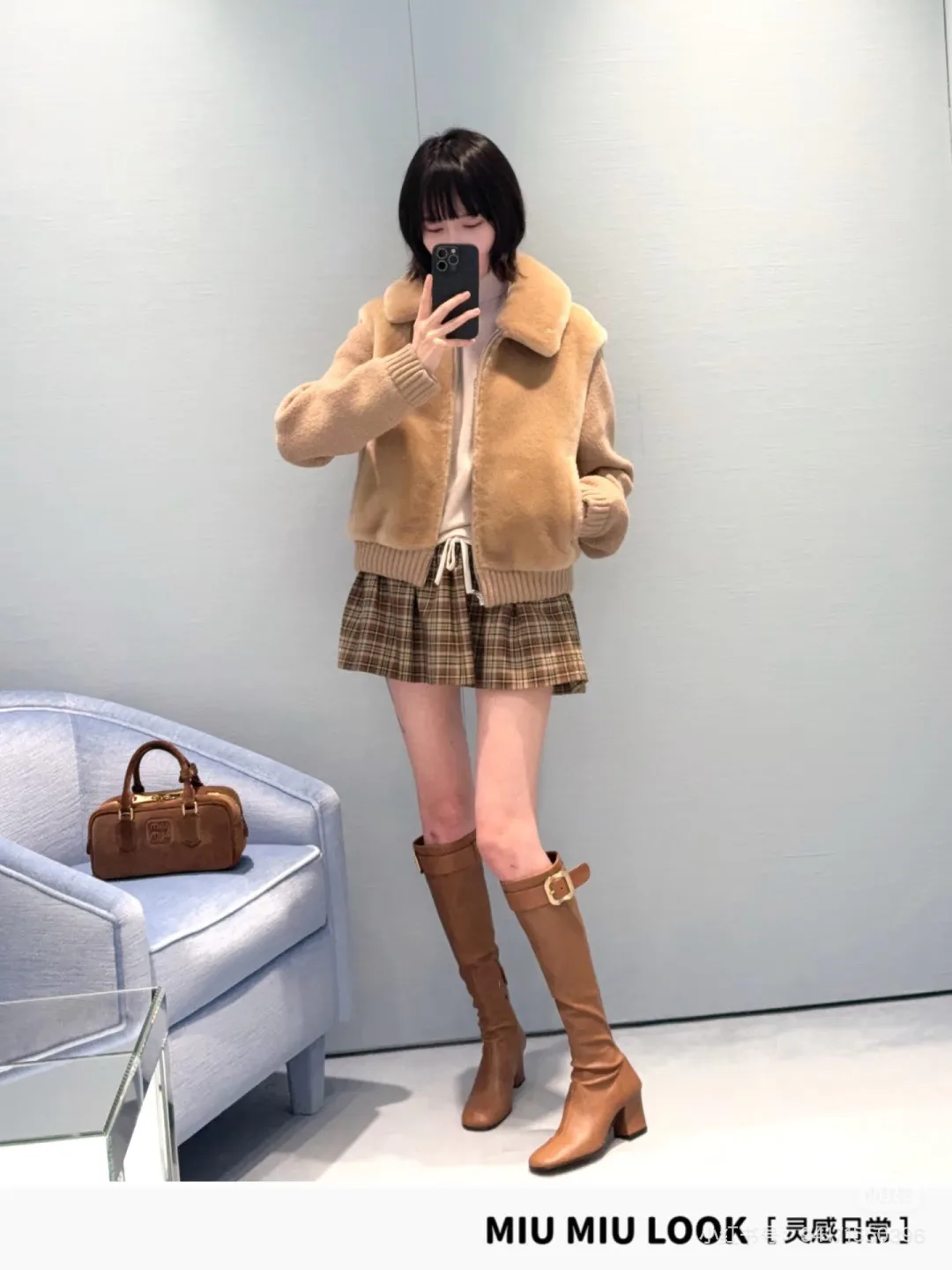 Куртки И Пуховики Женские Miu Miu 19492589