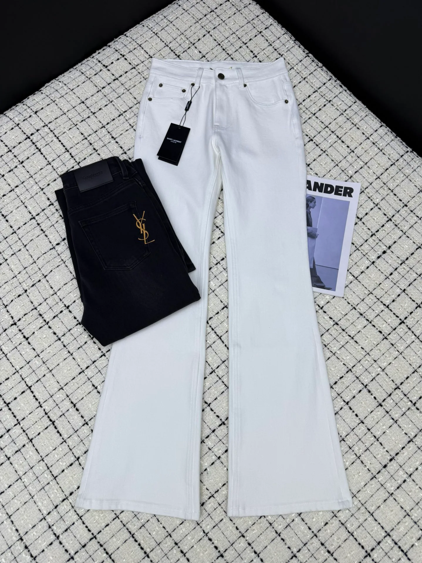 Джинсы Женские Saint Laurent 18885569