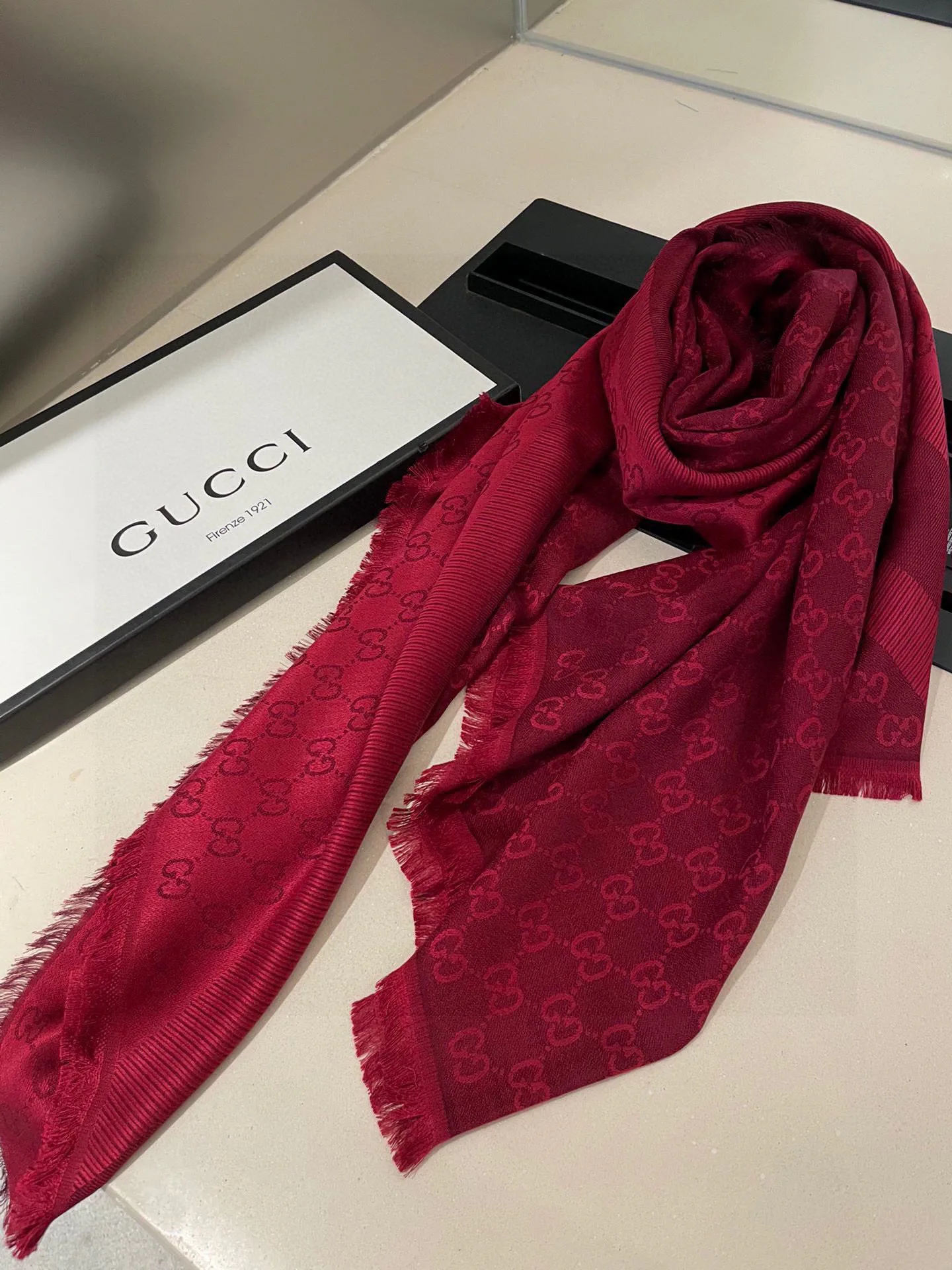 Шарфы Gucci 11633401