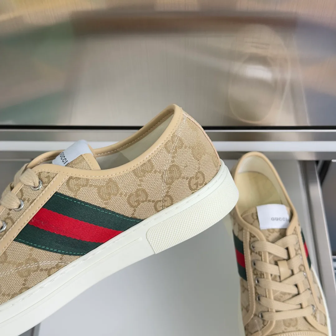 Кроссовки Женские Gucci 13300439