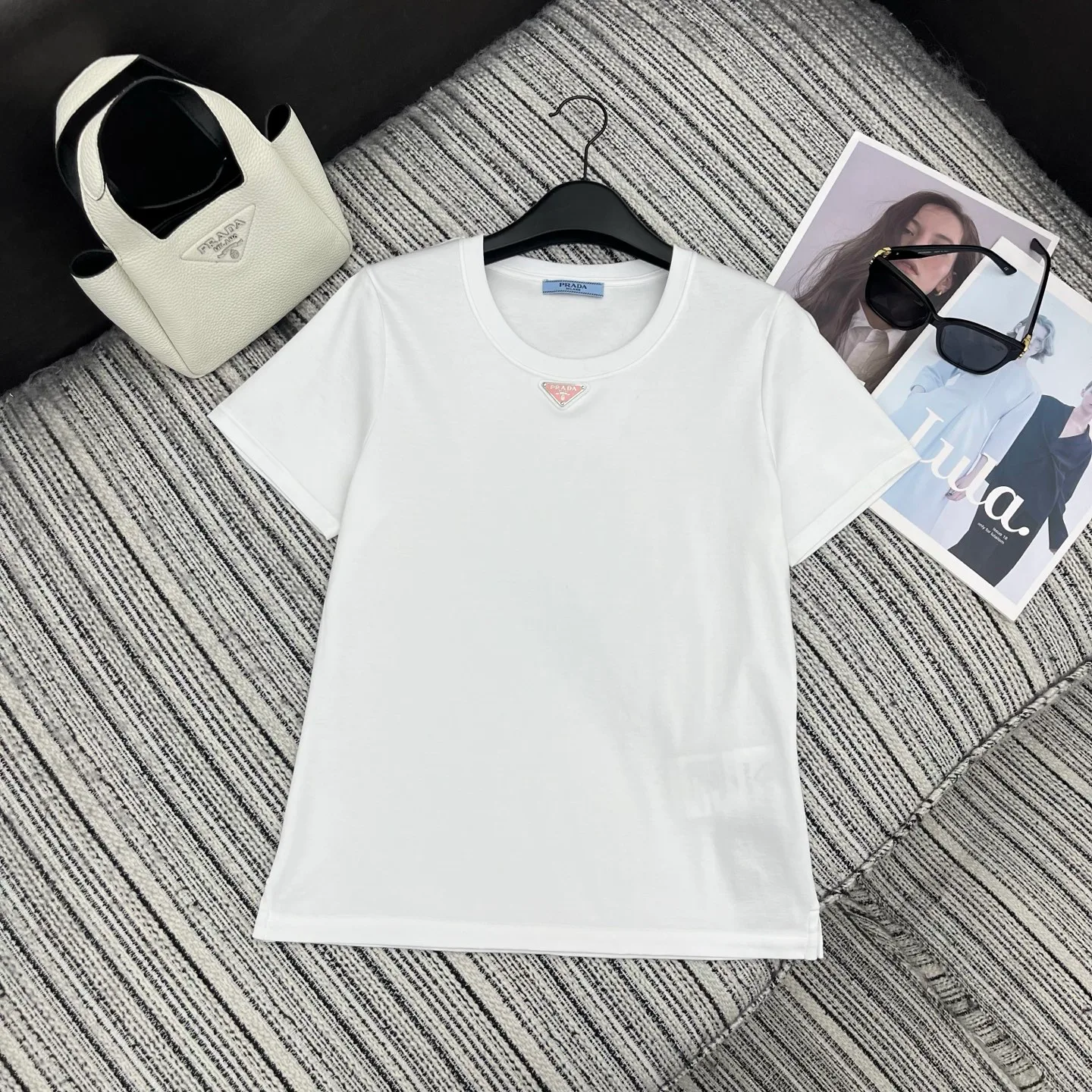 Футболки Женские Prada 4382595